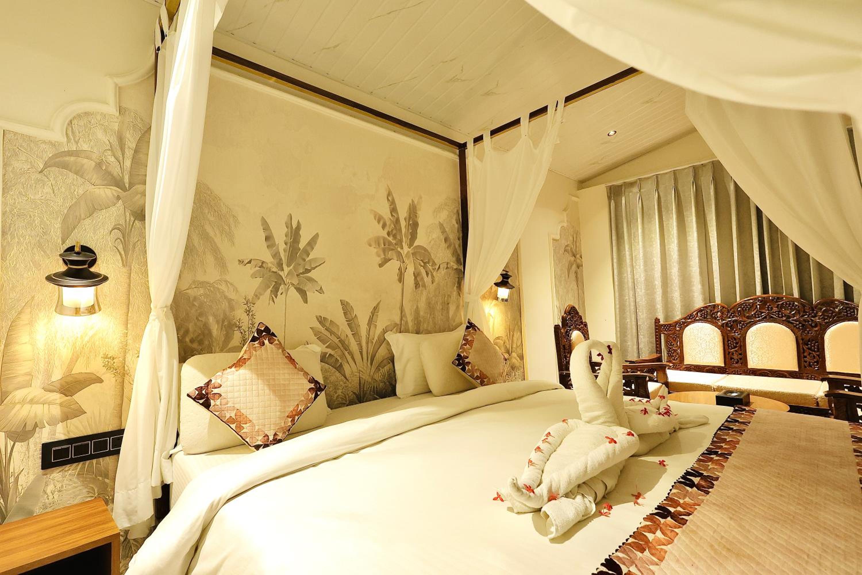 RiverView Tent Resort