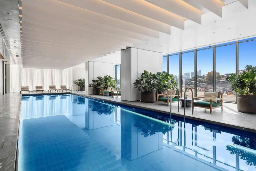 Waterfront CBD luxury 1Br with best view