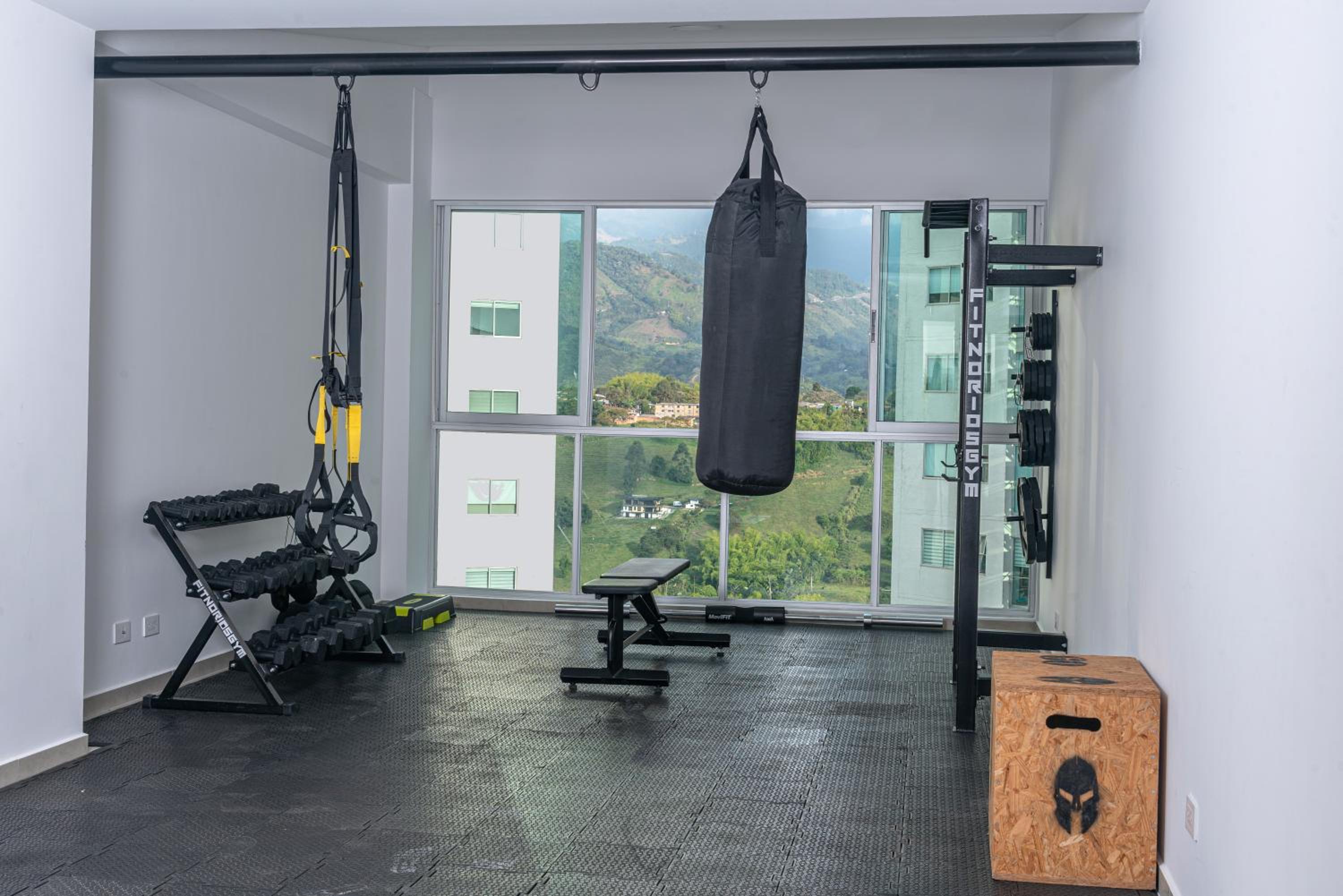 Metropolitan Studio Suite