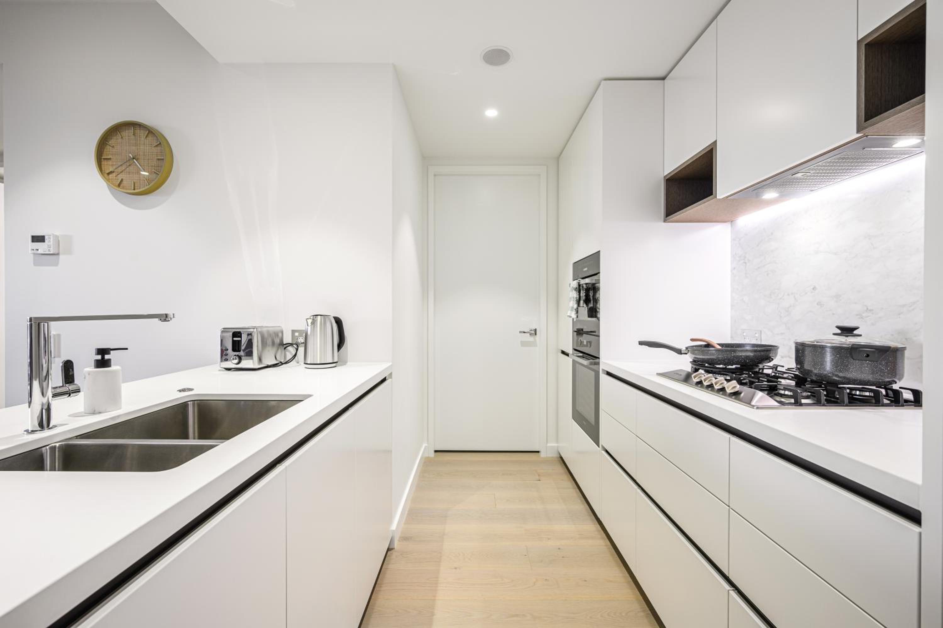 Waterfront CBD luxury 1Br with best view