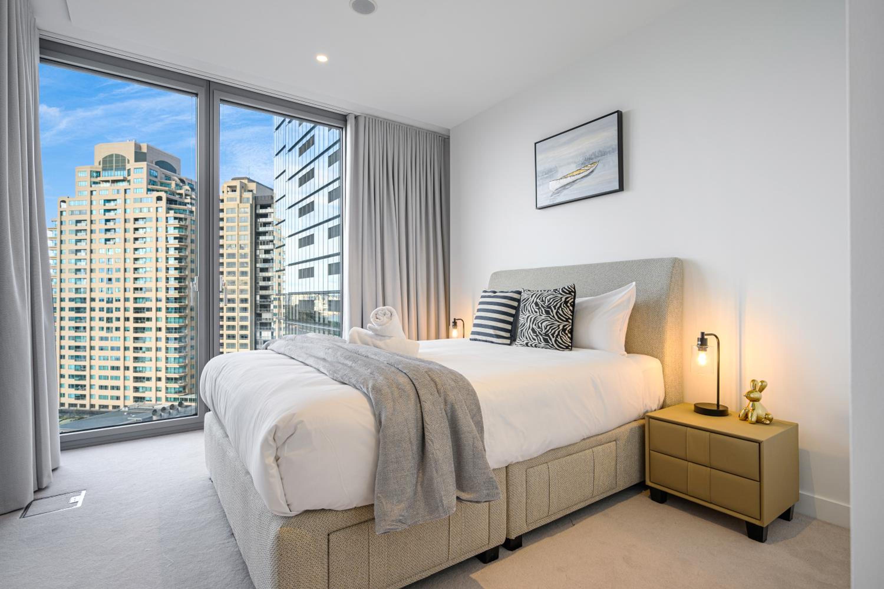 Waterfront CBD luxury 1Br with best view