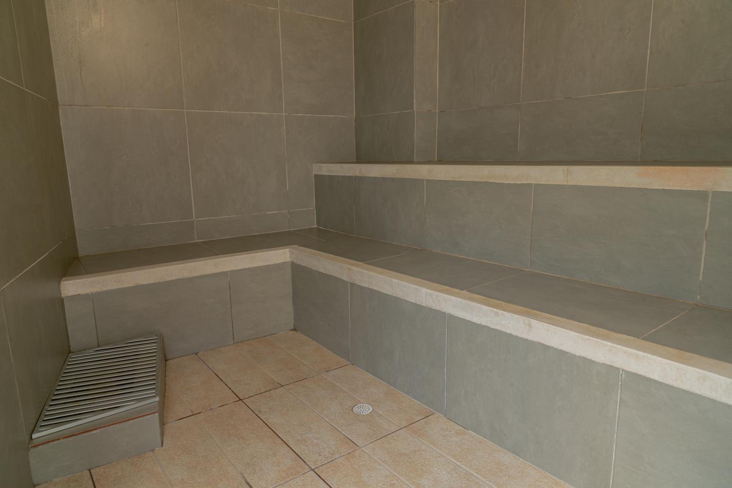 Metropolitan Studio Suite