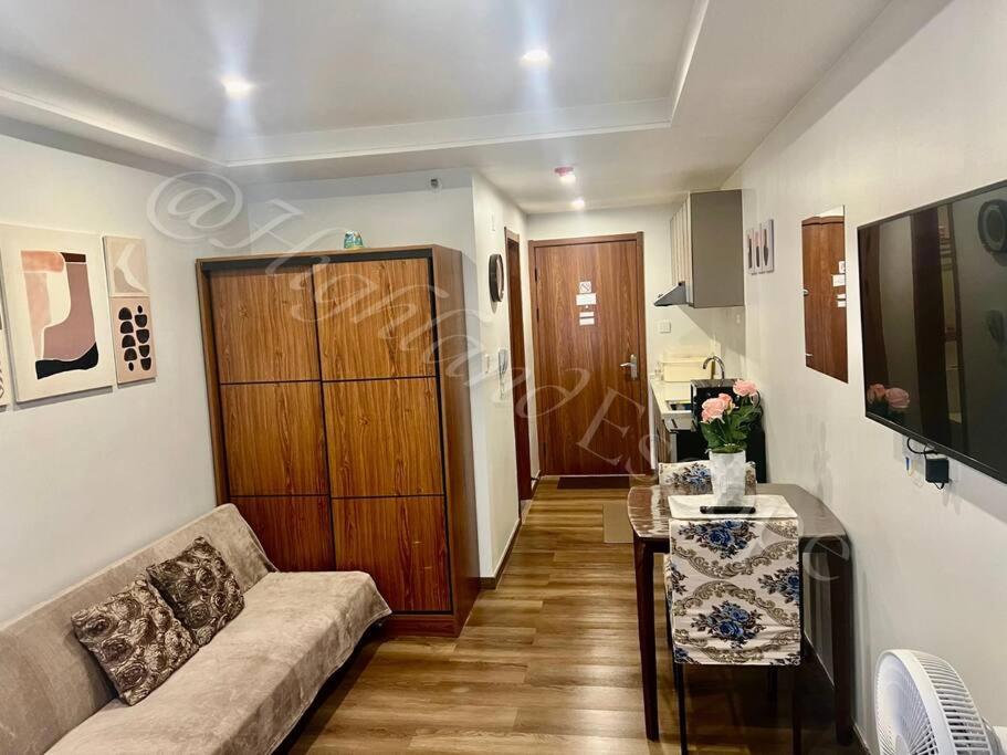 'Highland Escape' Condo Studio Unit view 2