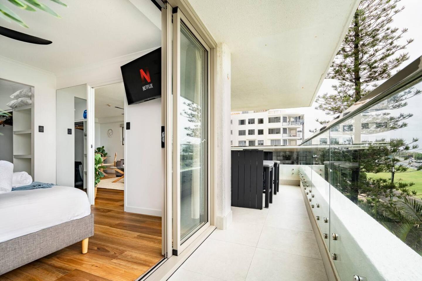 SHARA Stunning Ocean Views and Modern Comfort