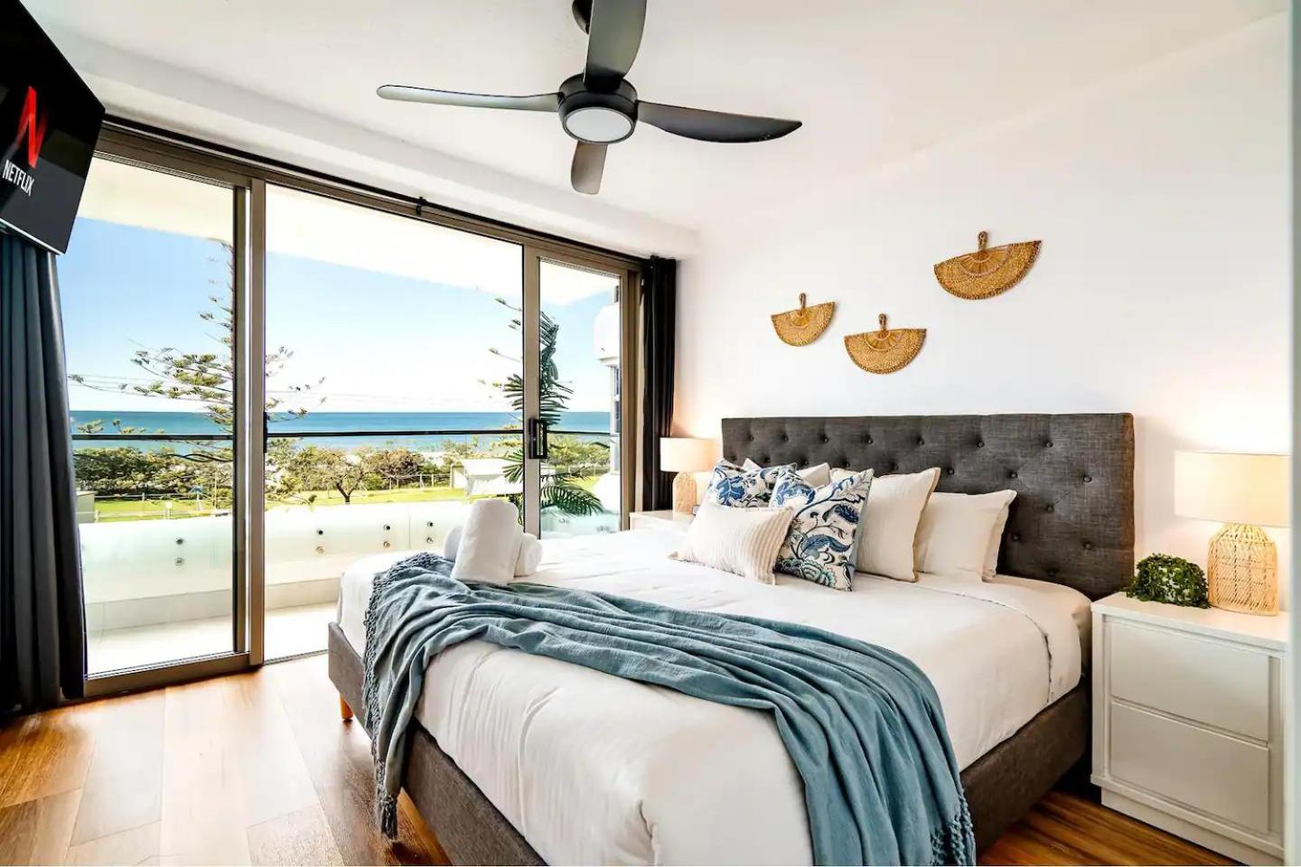 SHARA Stunning Ocean Views and Modern Comfort