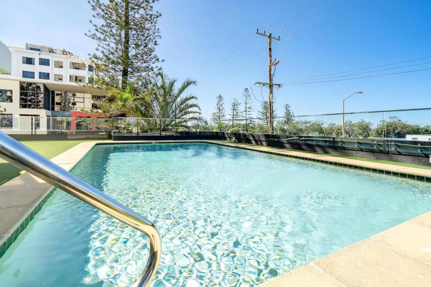 SHARA Stunning Ocean Views and Modern Comfort