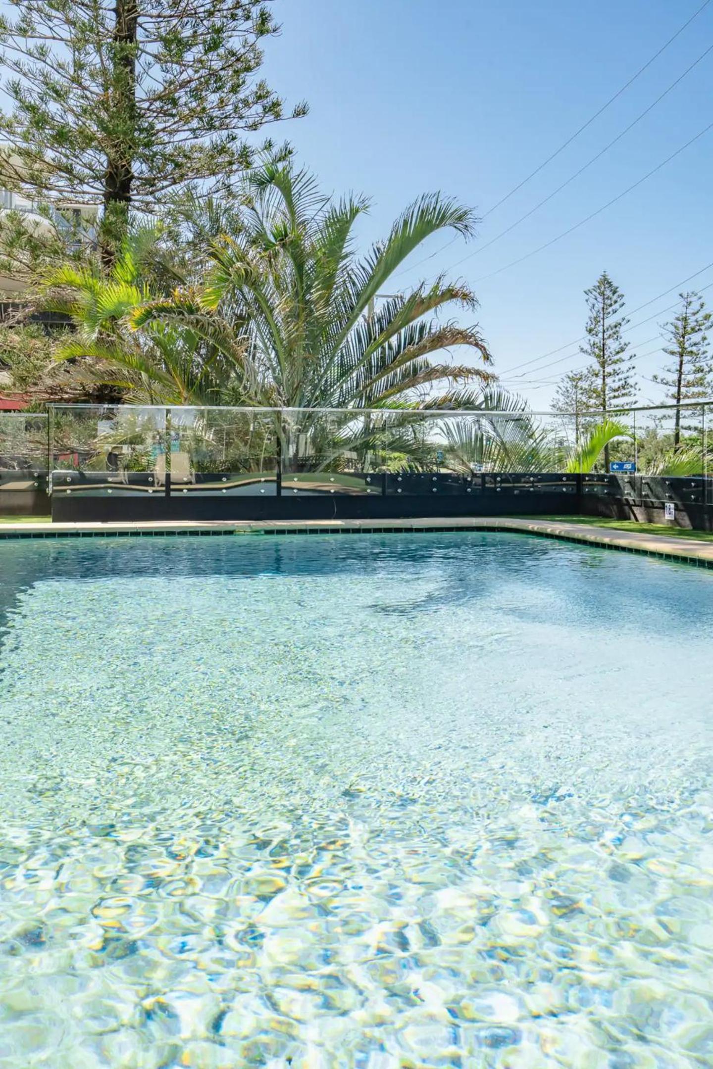 SHARA Stunning Ocean Views and Modern Comfort