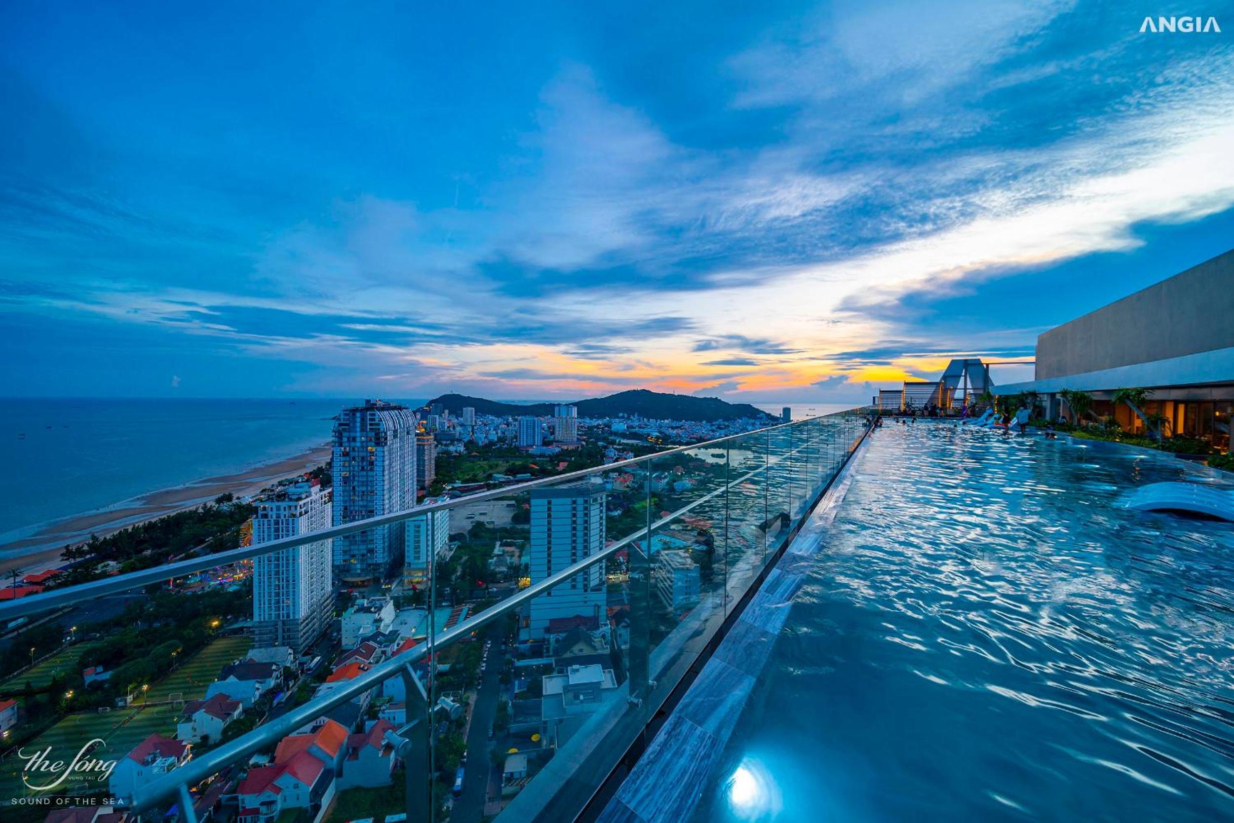Căn hộ 5 sao The Song Vung Tau - VyvyVan Apartment view 2