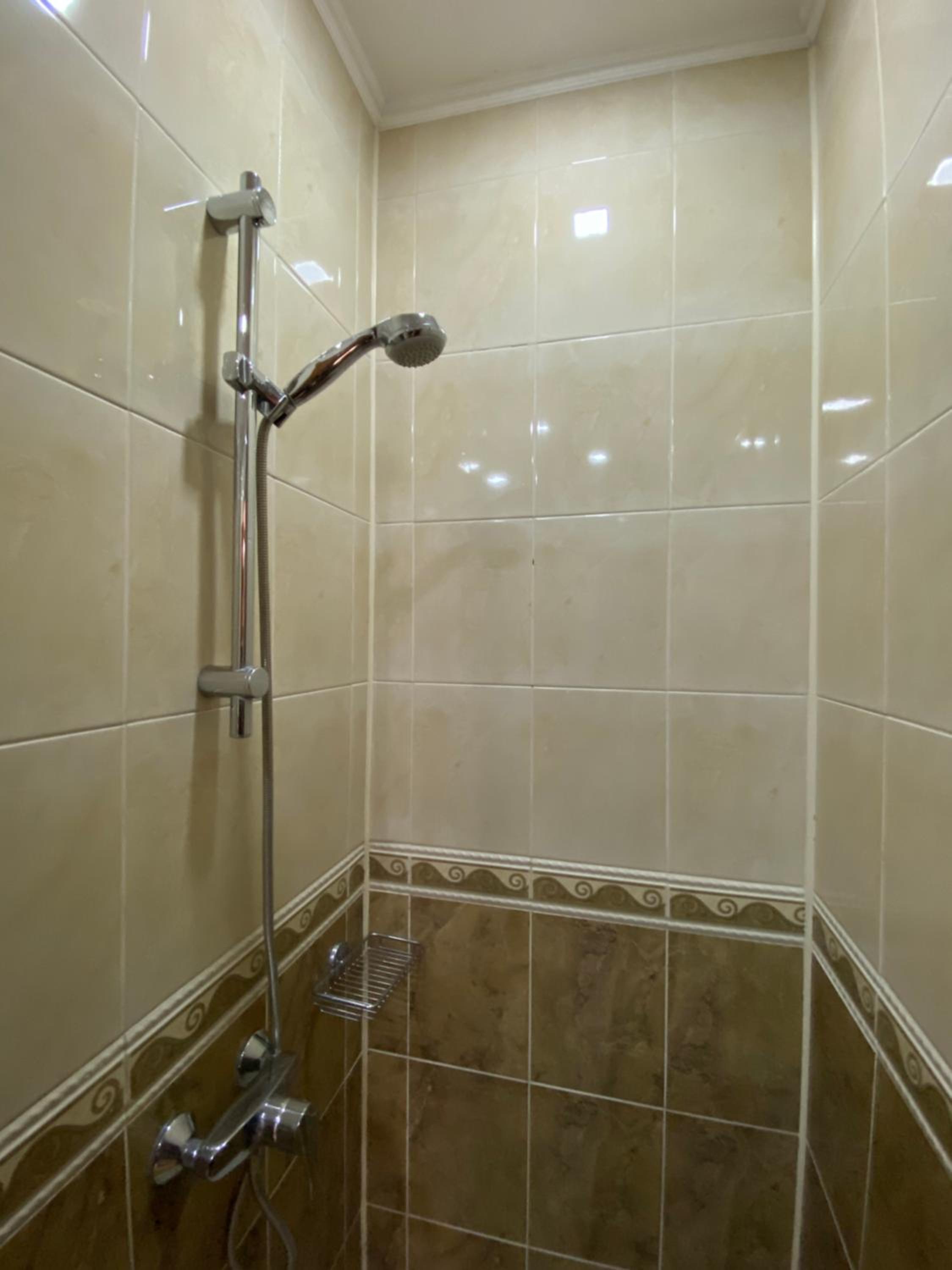 Northern Avenue, 3 bedrooms Luxury, Grande PentHouse with a large Terrace HH888