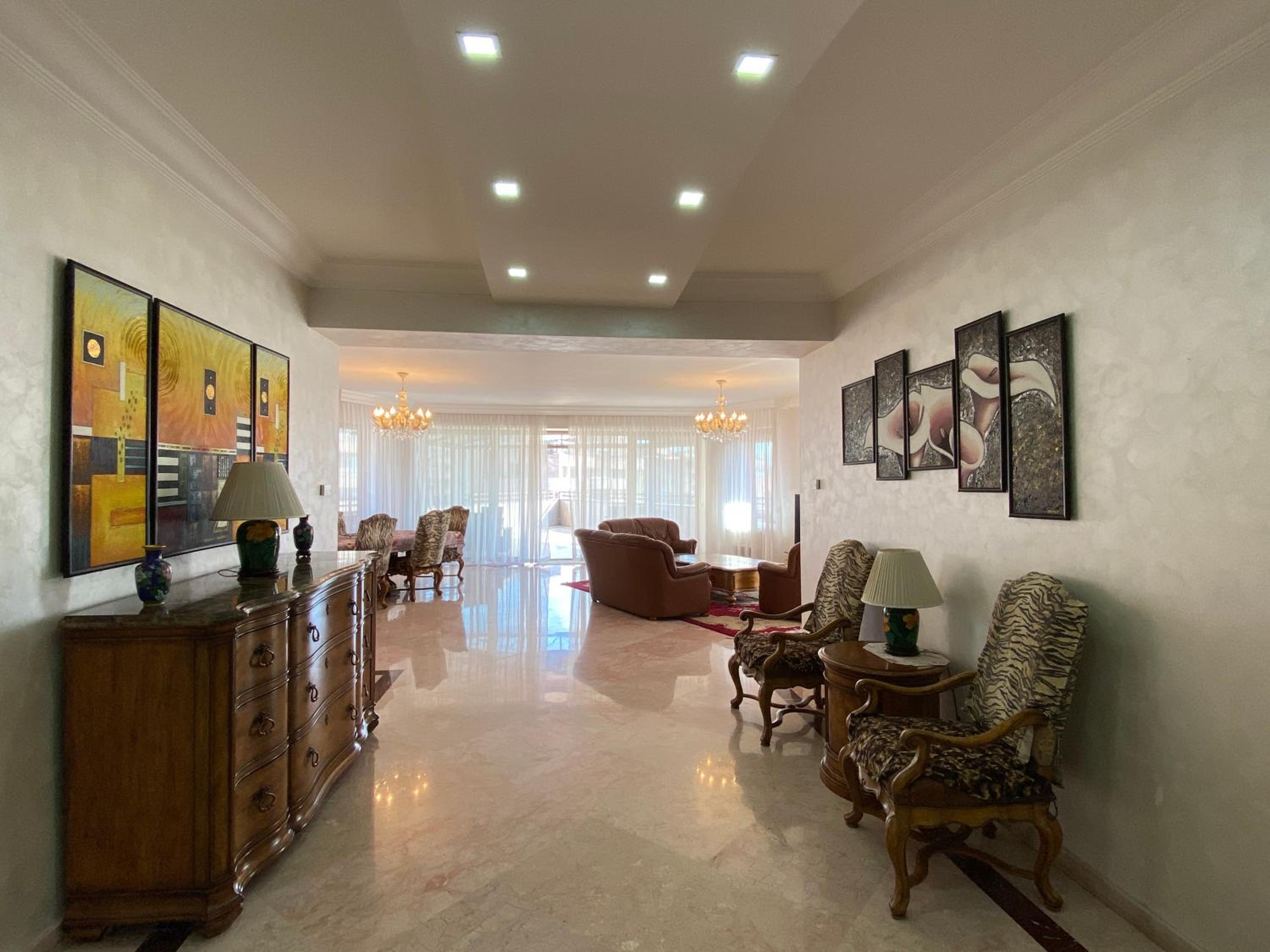 Northern Avenue, 3 bedrooms Luxury, Grande PentHouse with a large Terrace HH888