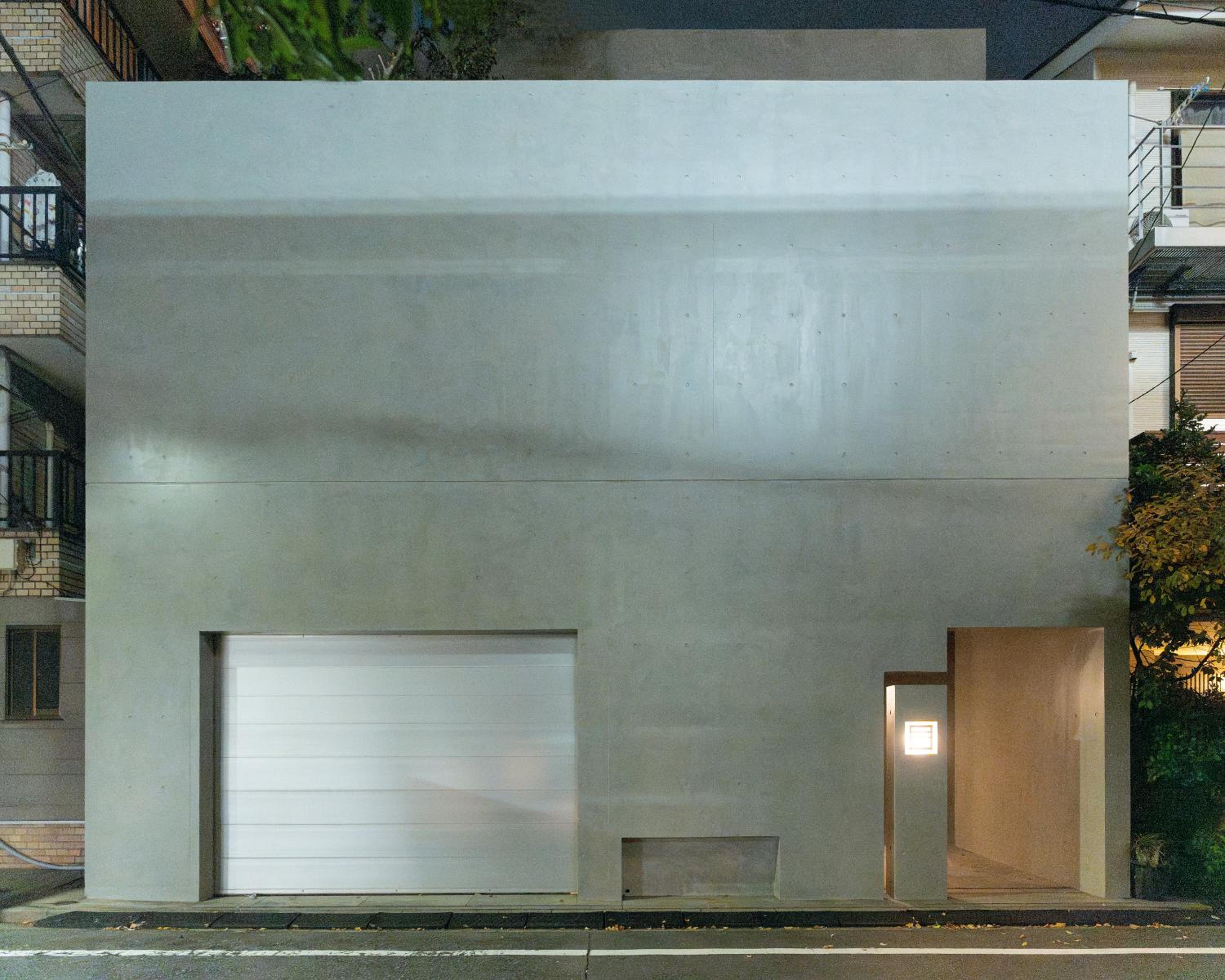 Azabu Modern House The Tokyo Tower can be seen from the villa 500m2