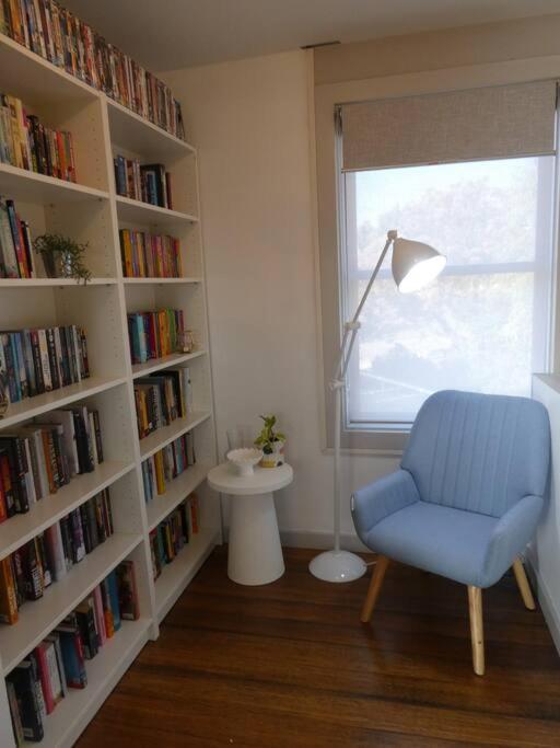 Moonta Bay Stylish large home 3 min walk from beach and jetty