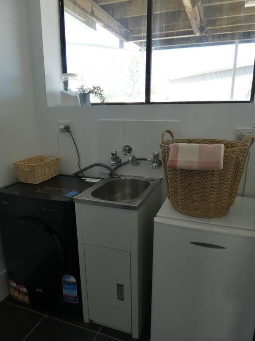 Moonta Bay Stylish large home 3 min walk from beach and jetty