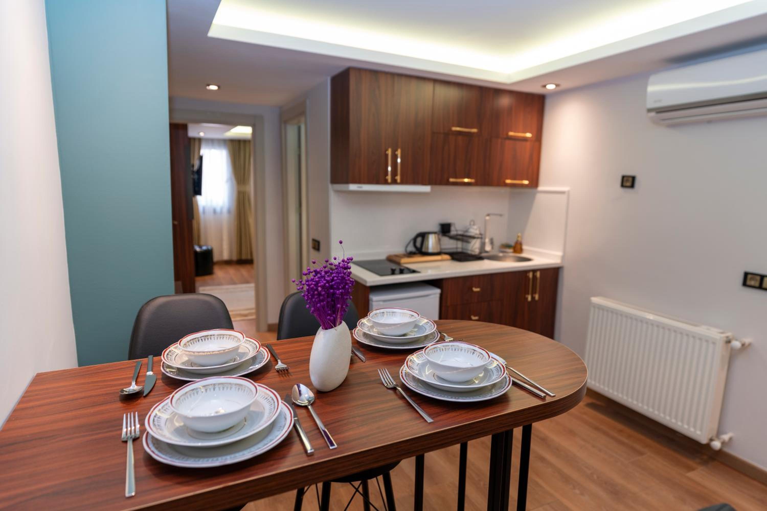 THE MUA LUXURY HOMEs