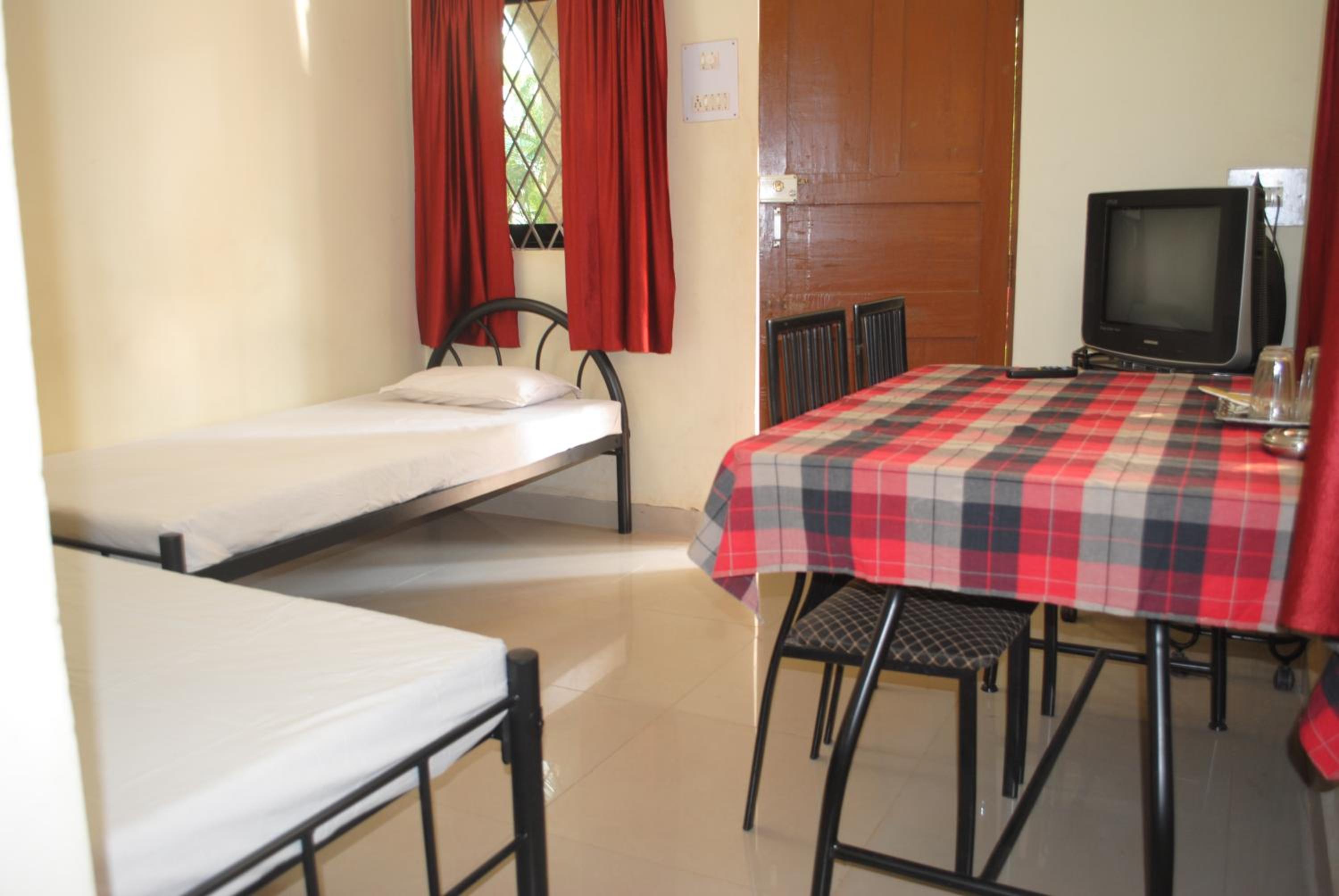 Joe And Marietta's Guesthouse
