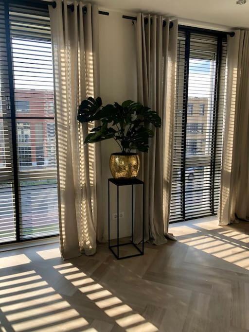 Modern Luxurious Apartment 90 m2 view 3
