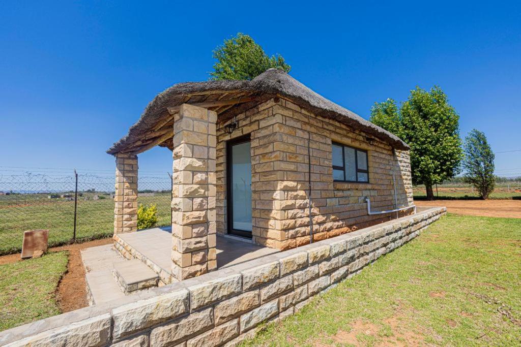 Mohloli Cottages