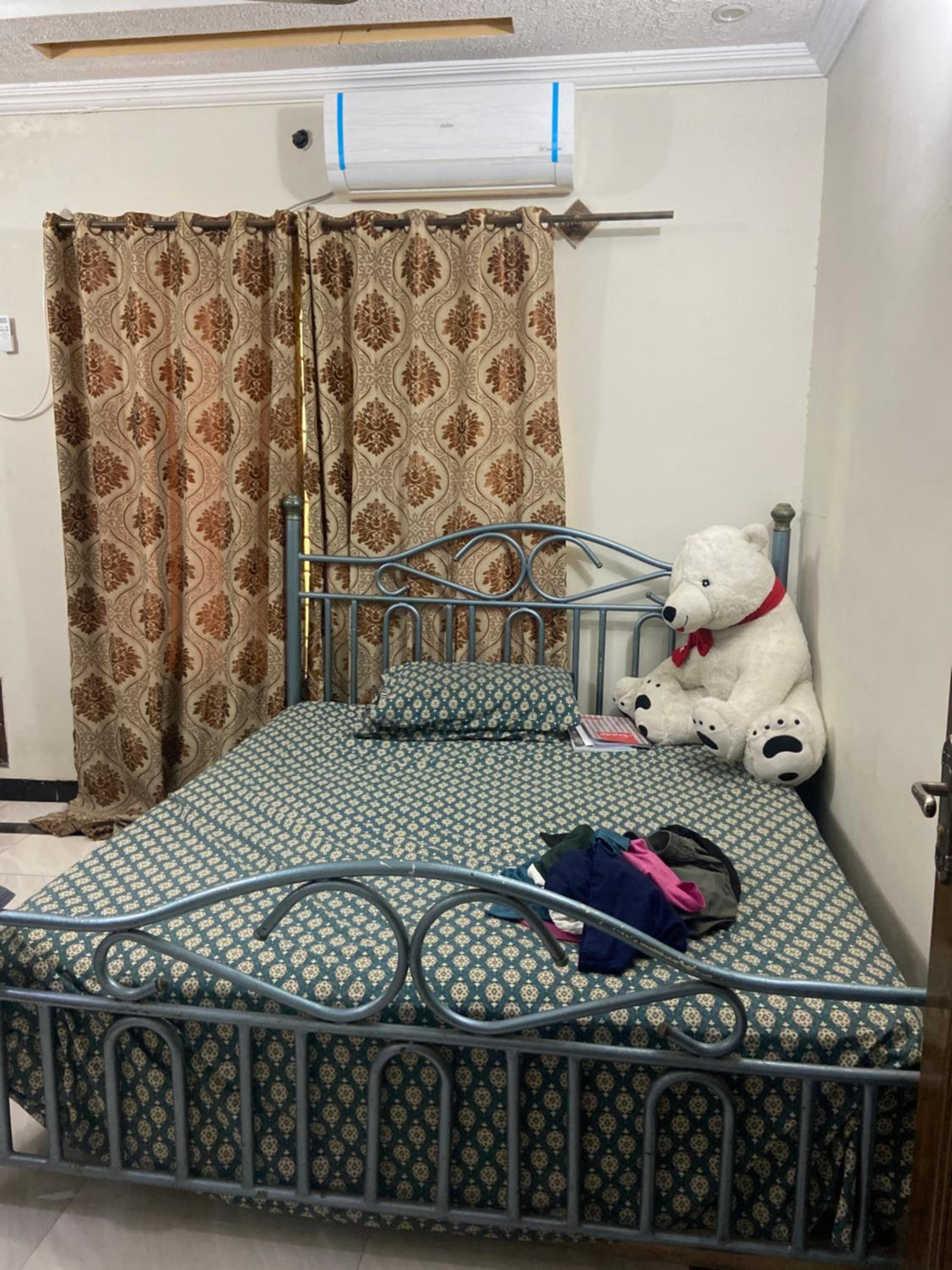 Niazi House