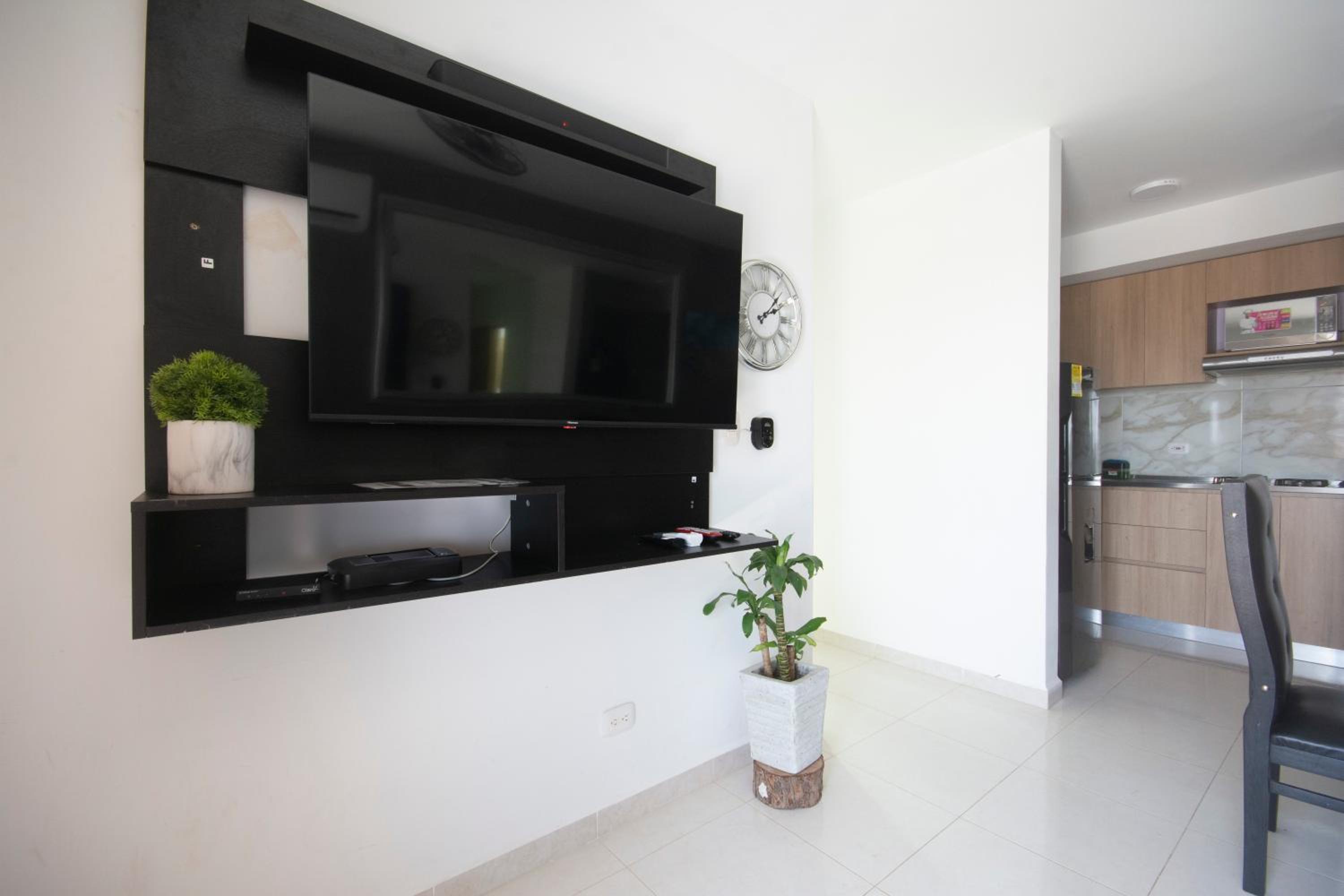 Torre Fuerte Confortable Apartamento completo con Piscina en excelente ubicación