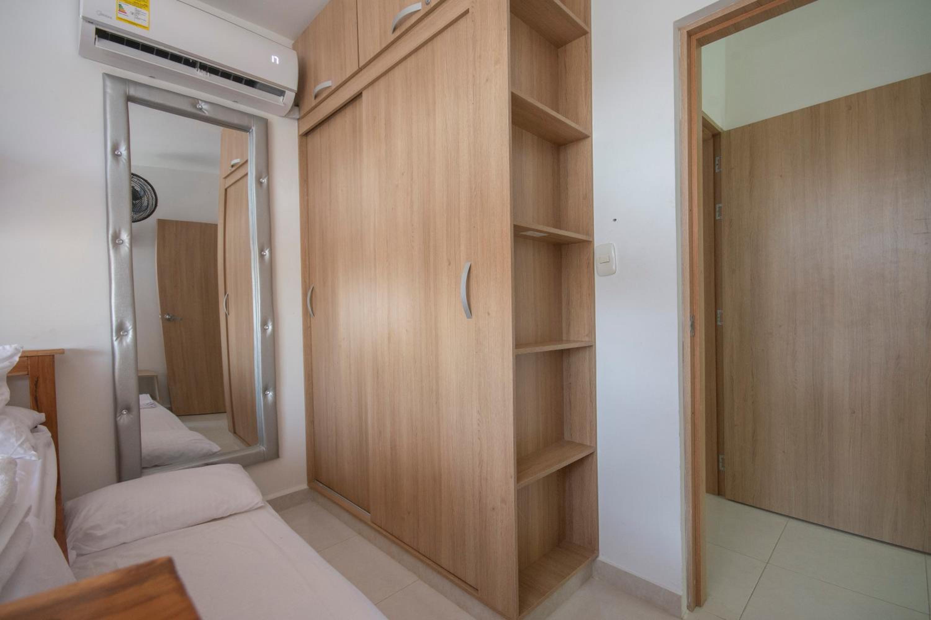 Torre Fuerte Confortable Apartamento completo con Piscina en excelente ubicación