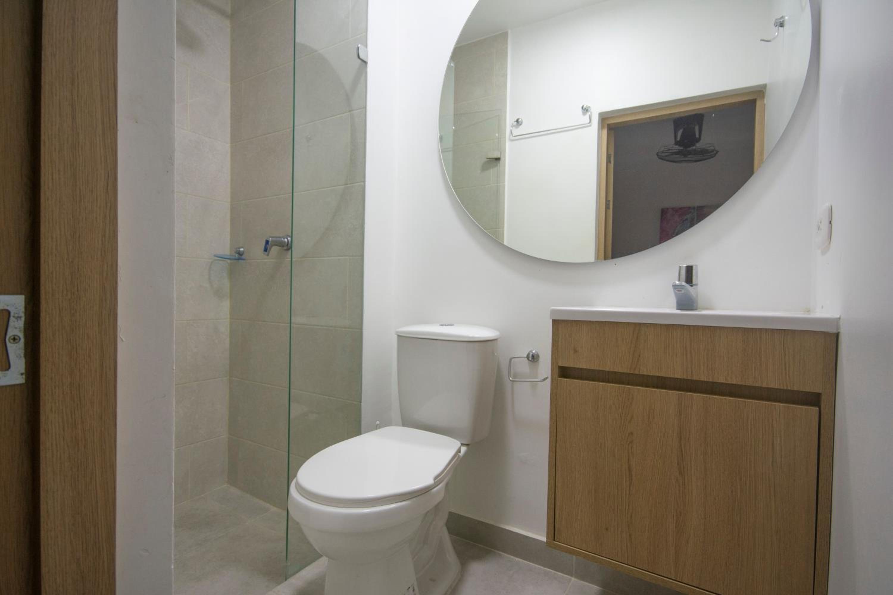 Torre Fuerte Confortable Apartamento completo con Piscina en excelente ubicación