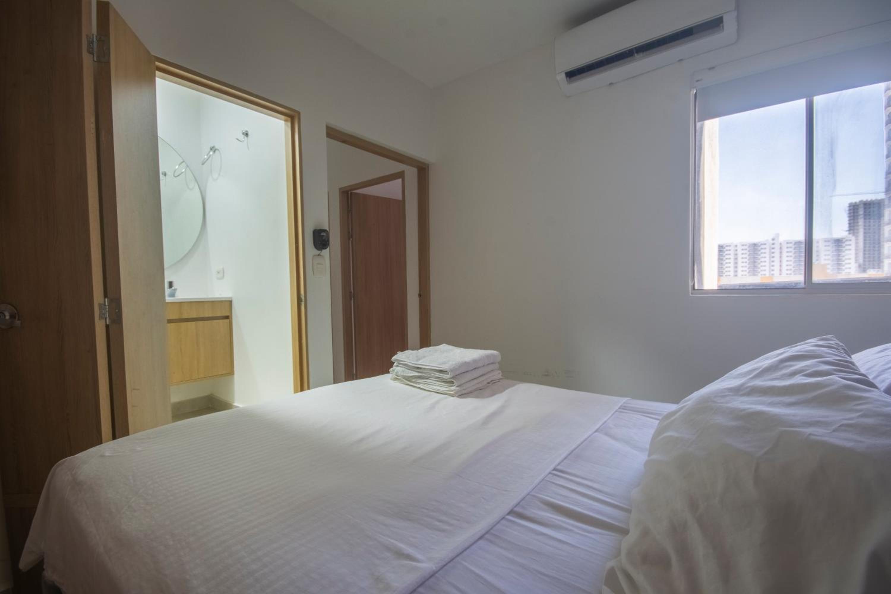 Torre Fuerte Confortable Apartamento completo con Piscina en excelente ubicación