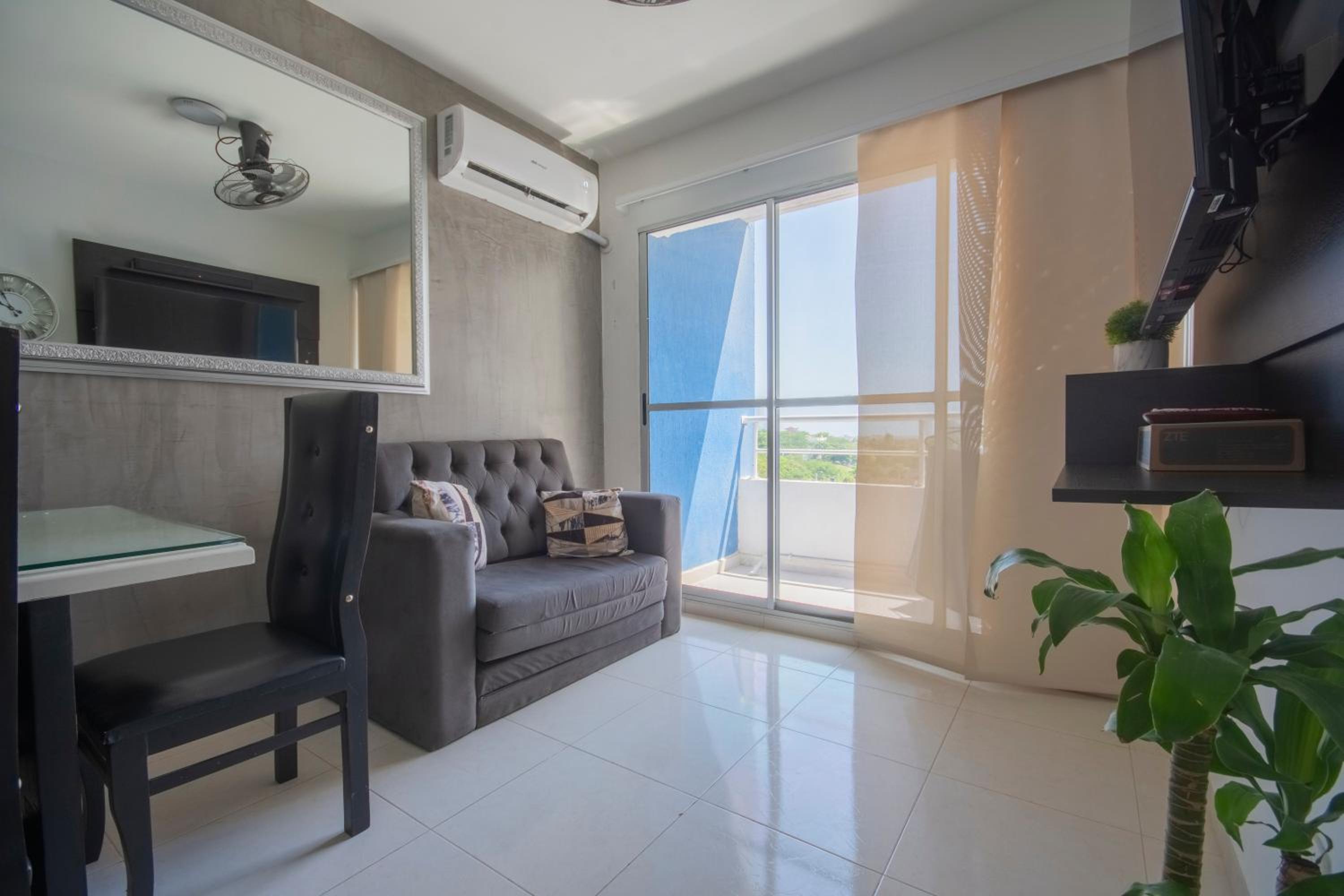 Torre Fuerte Confortable Apartamento completo con Piscina en excelente ubicación