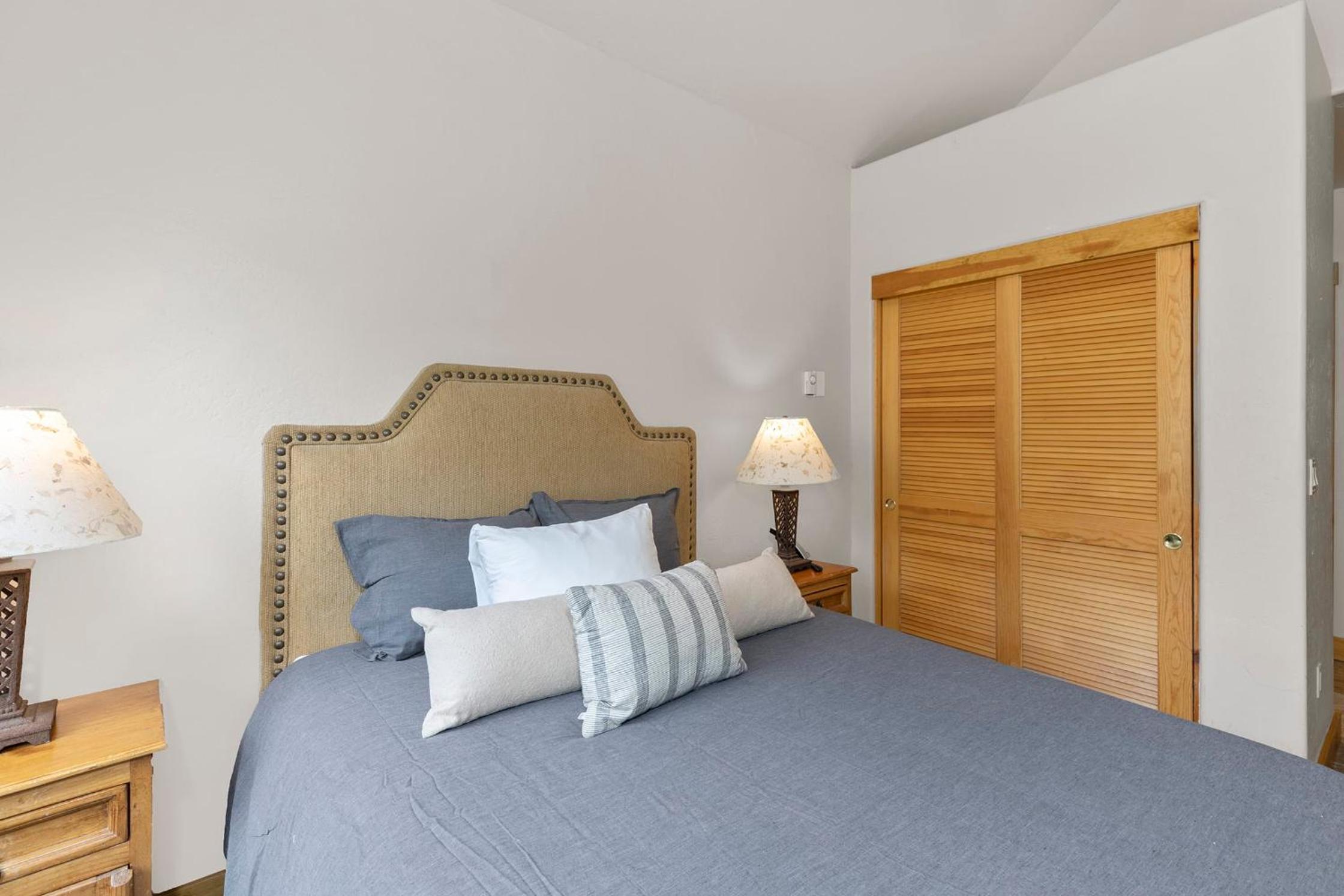 Beautiful Mountain Lodge Ski in Ski out