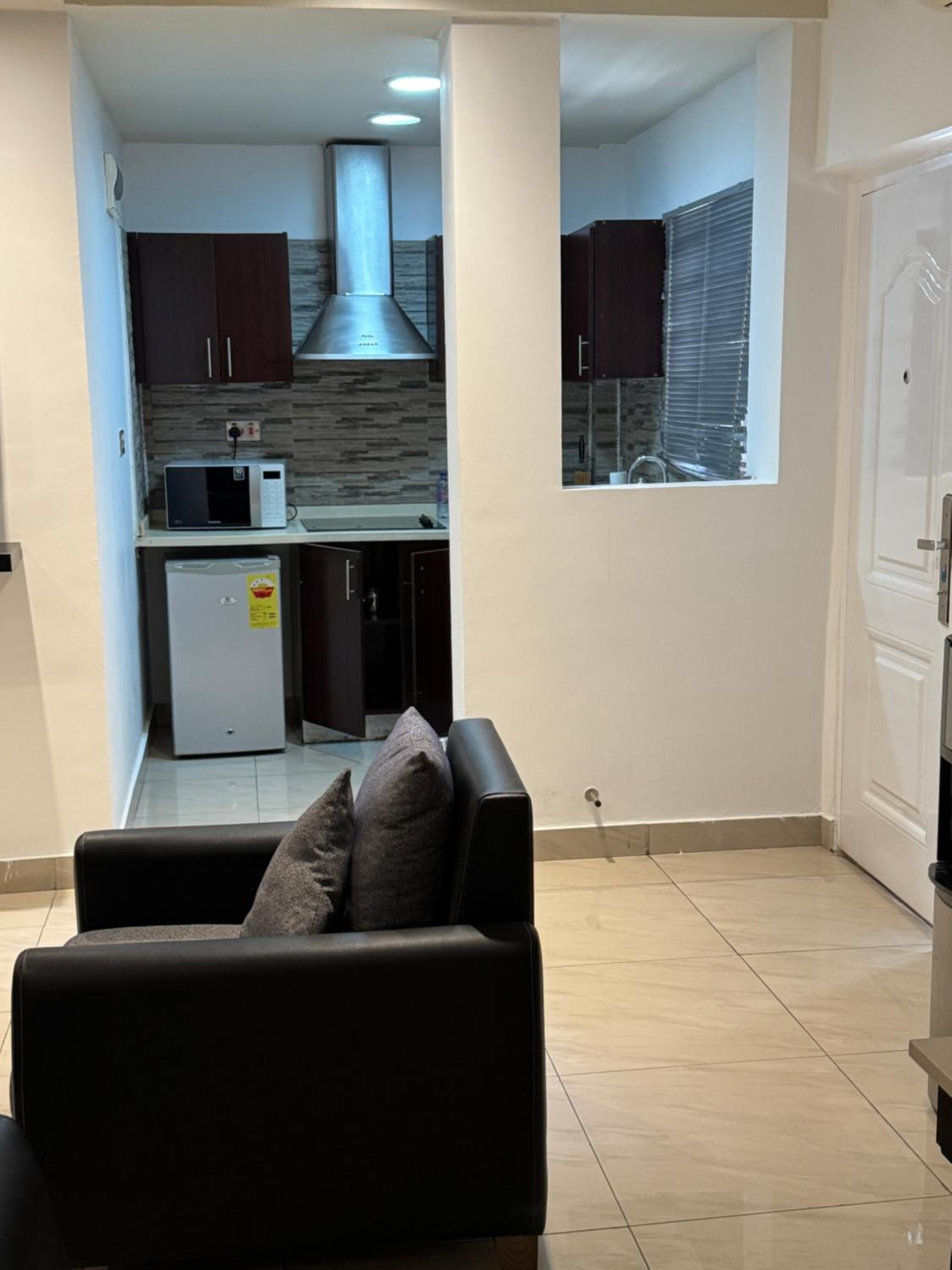 Eagles Apartments, Airport Residential
