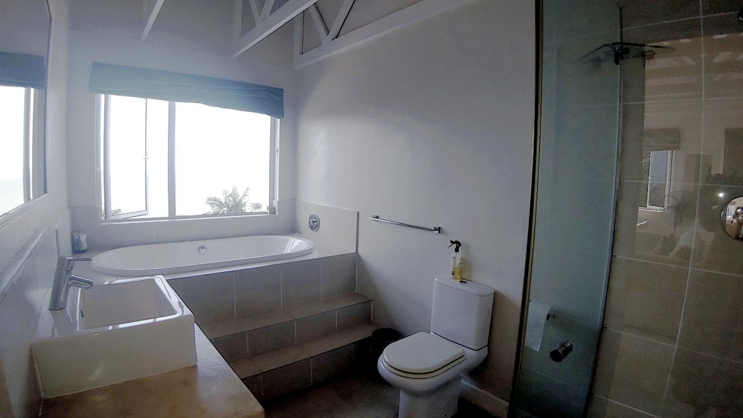 SeaVIEW HAVEN view 3