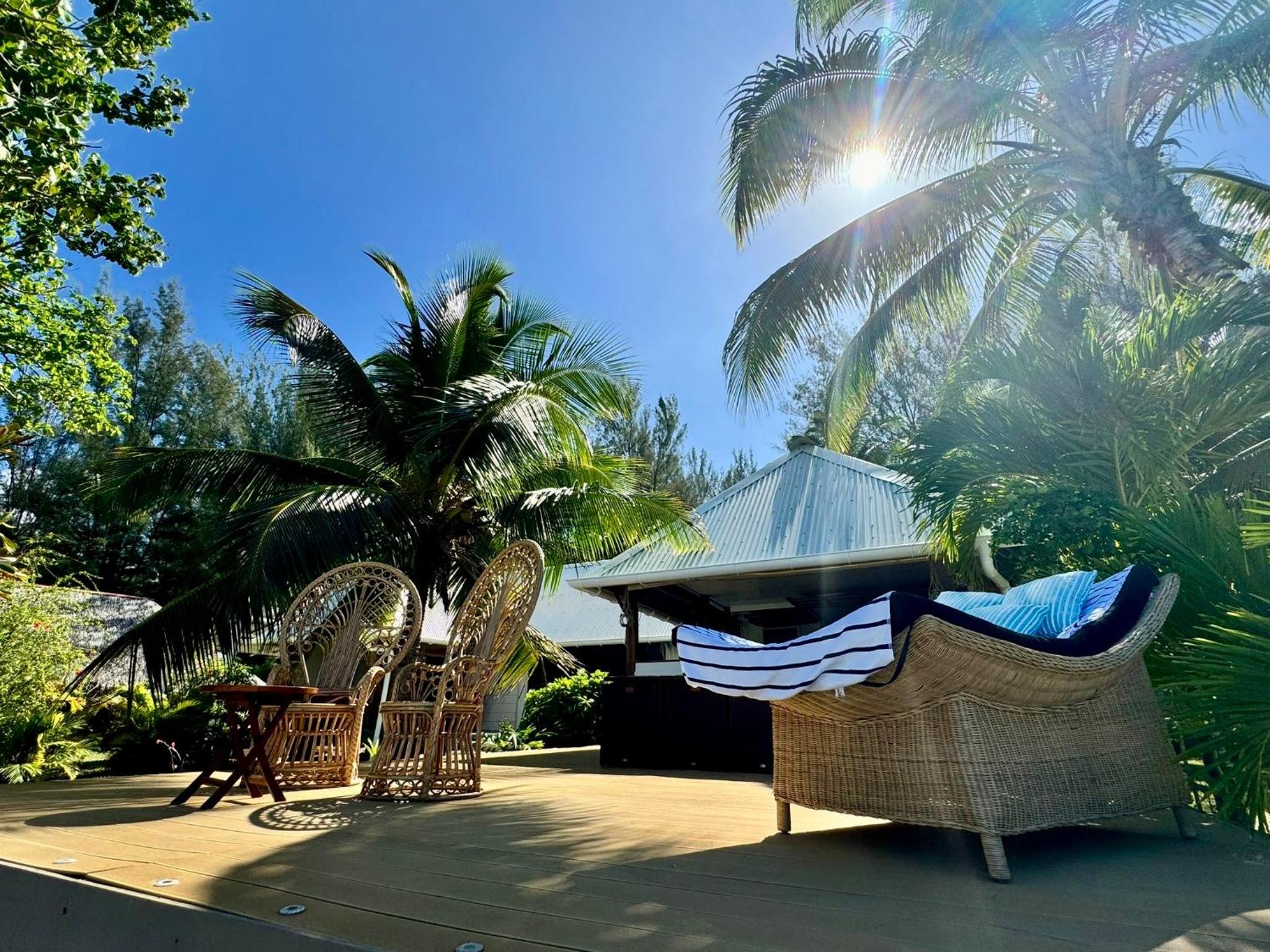 Fare One Island Moorea view 5