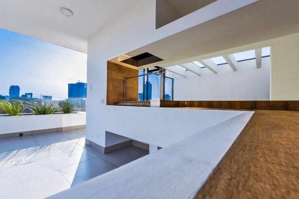 Cómodo Apartamento de 2 dormitorio en Santa Cruz incluye parqueo