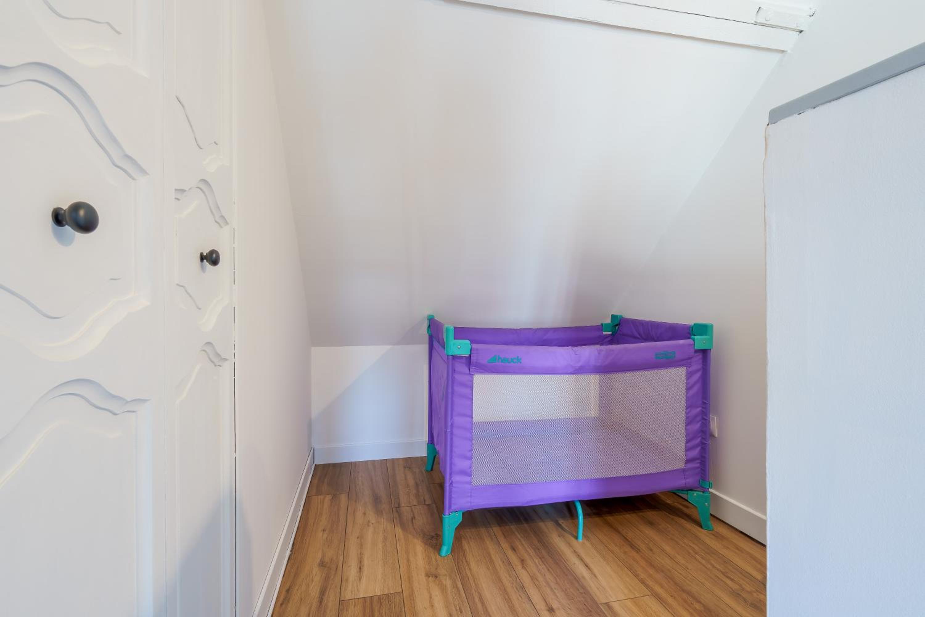 Maisonnette Bleu Horizon avec jardin - 2min Gare - Serenito Homes