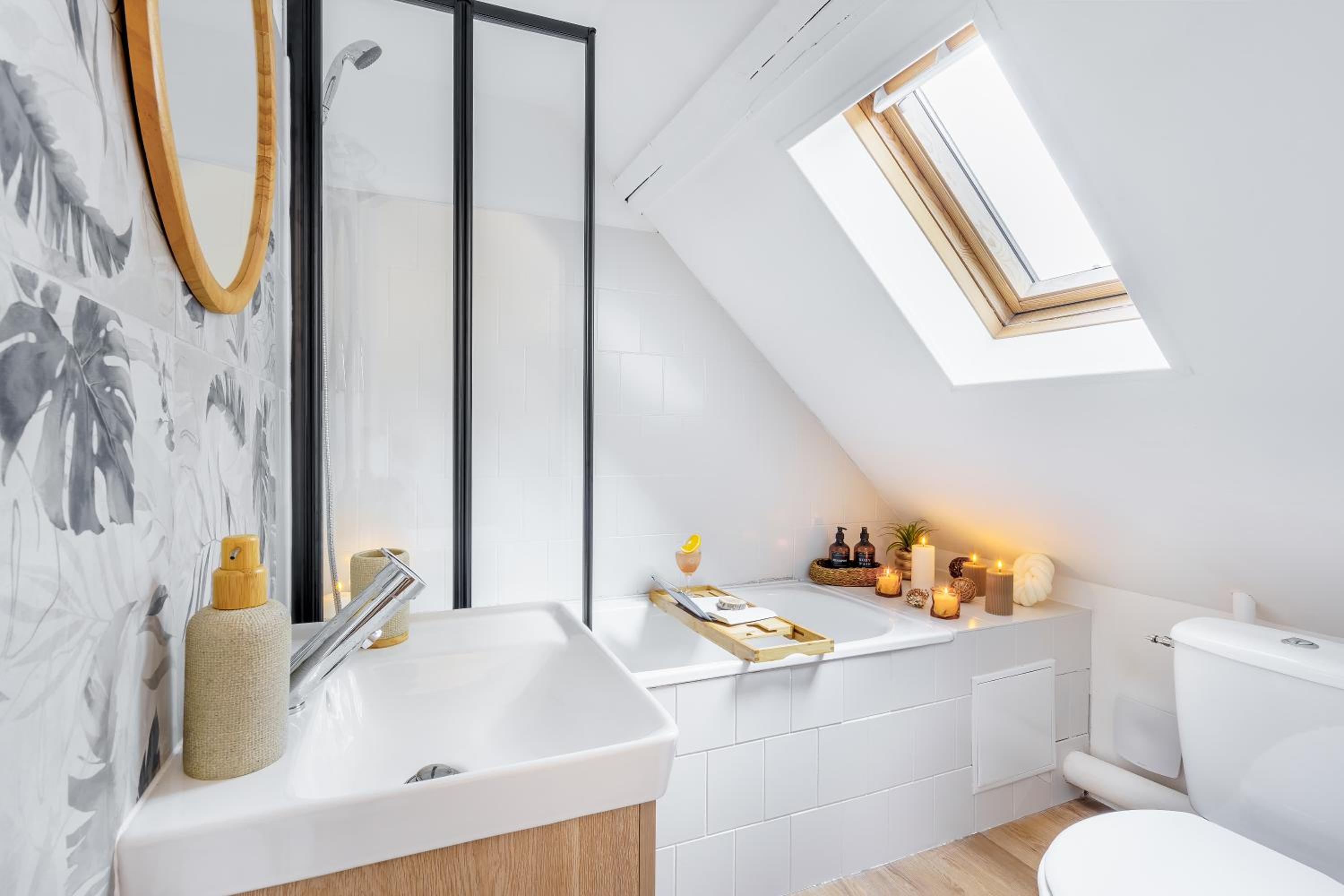 Maisonnette Bleu Horizon avec jardin - 2min Gare - Serenito Homes
