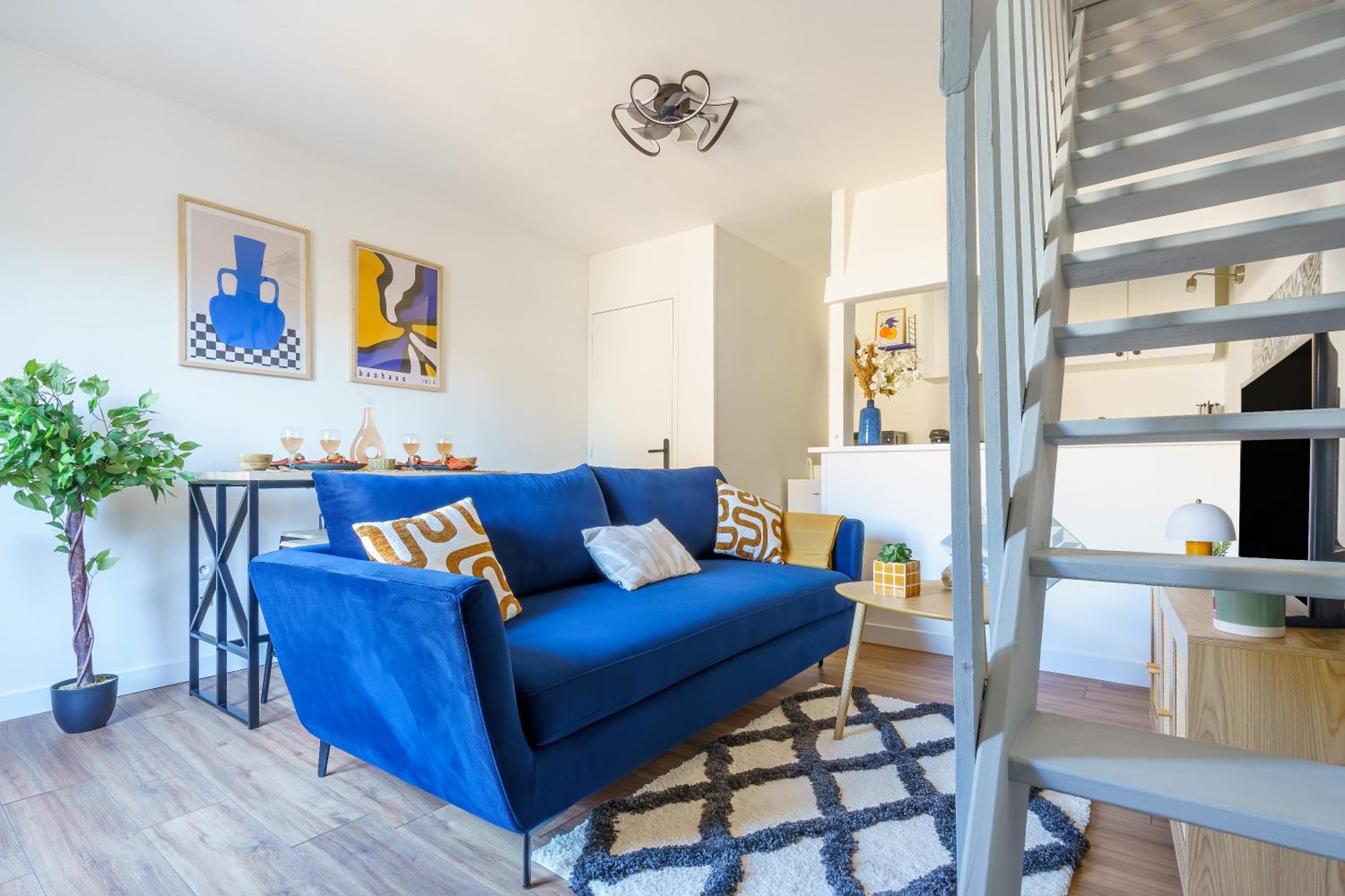 Maisonnette Bleu Horizon avec jardin - 2min Gare - Serenito Homes