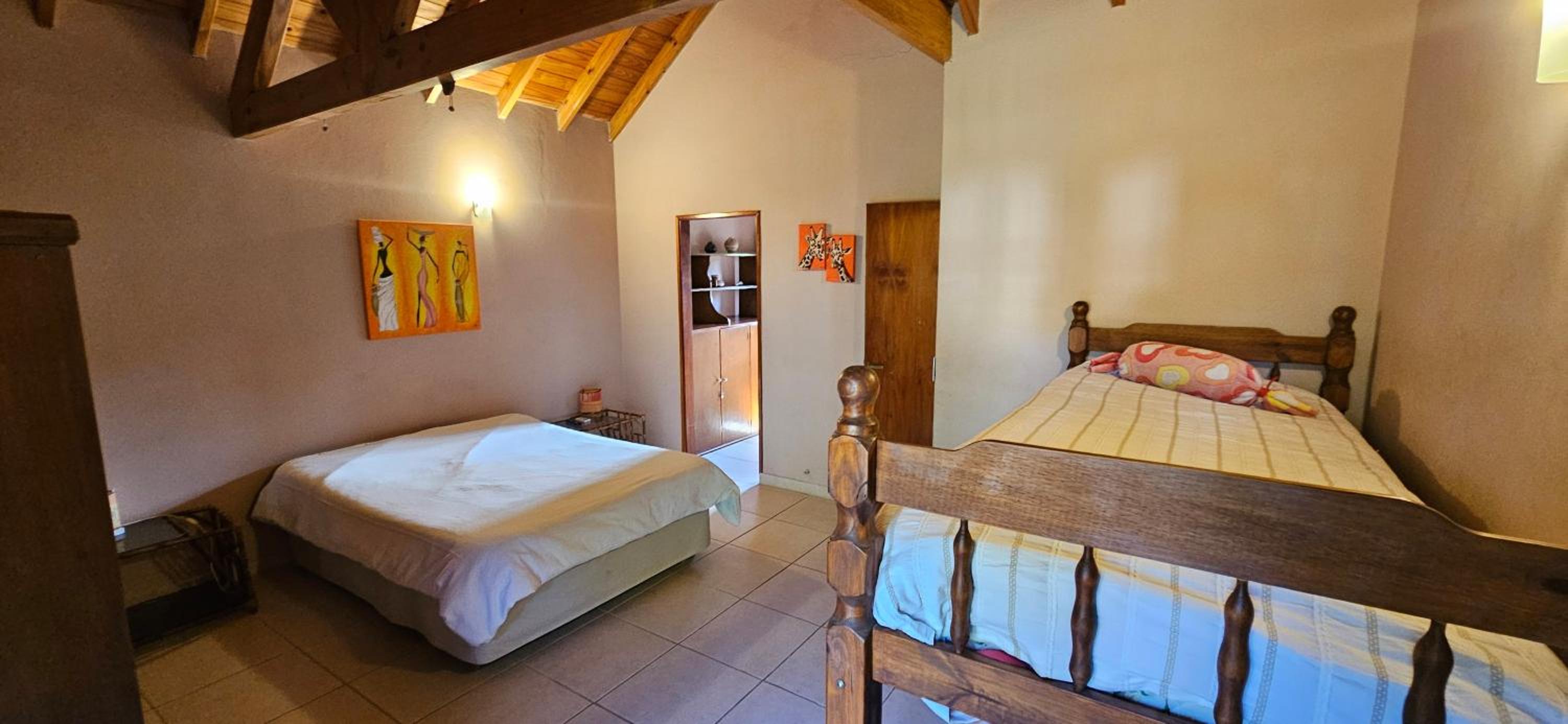 Casa Tinta Roja 1