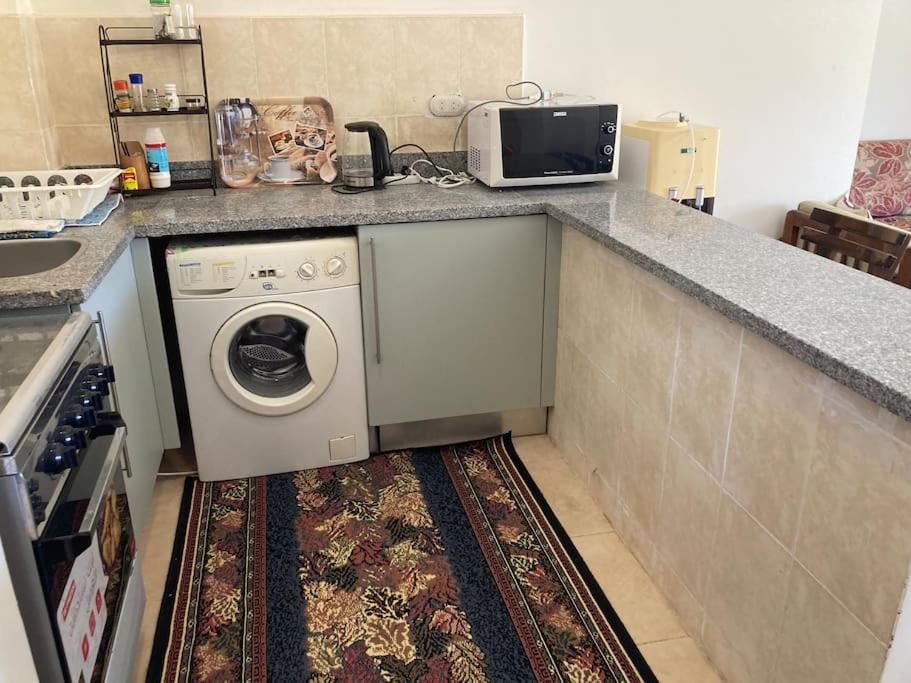 Lovely flat with balcony and shared pool
