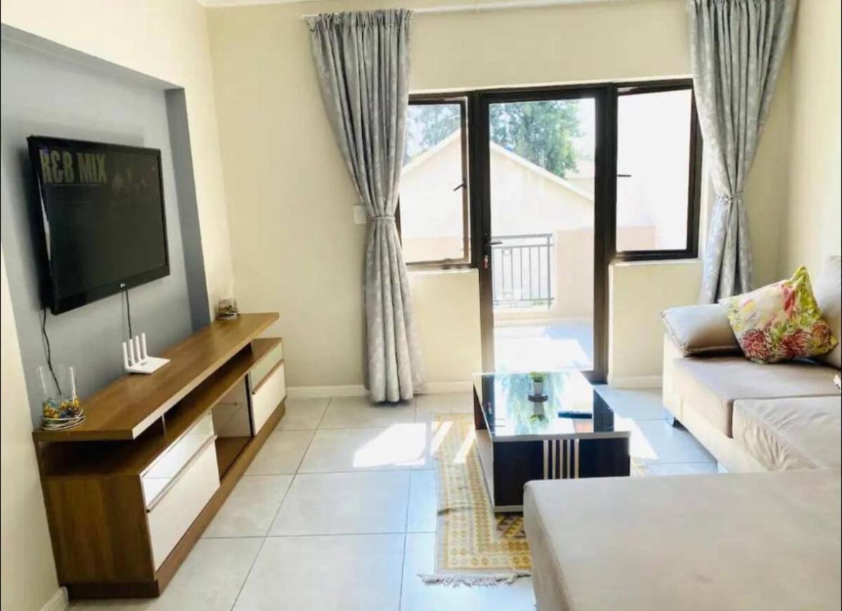 2 bedroom Fourways Sandton