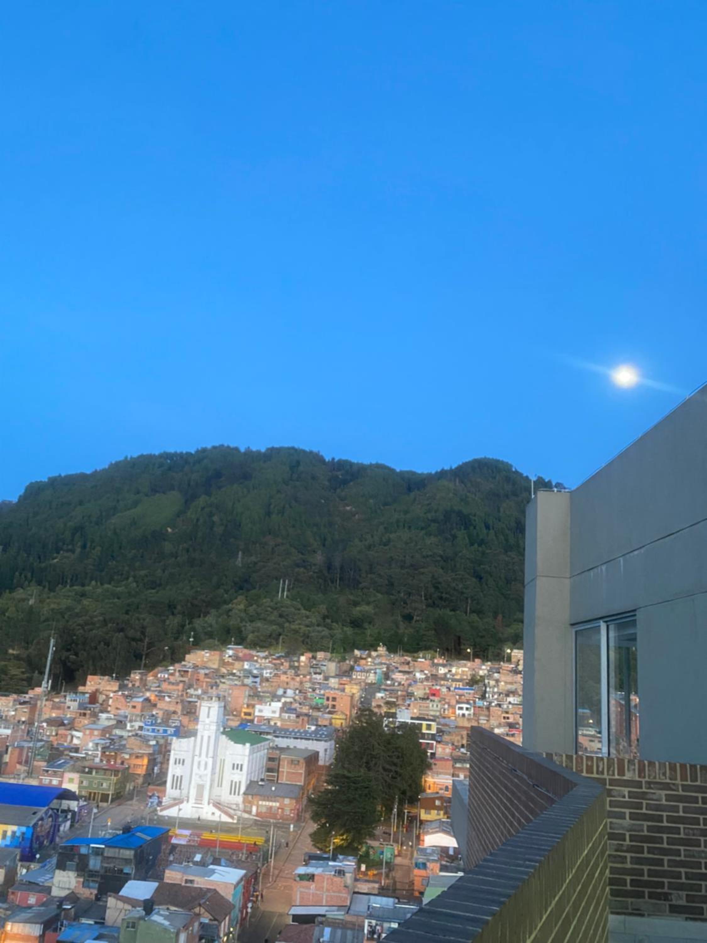 Loft vibrante en Centro Internacional
