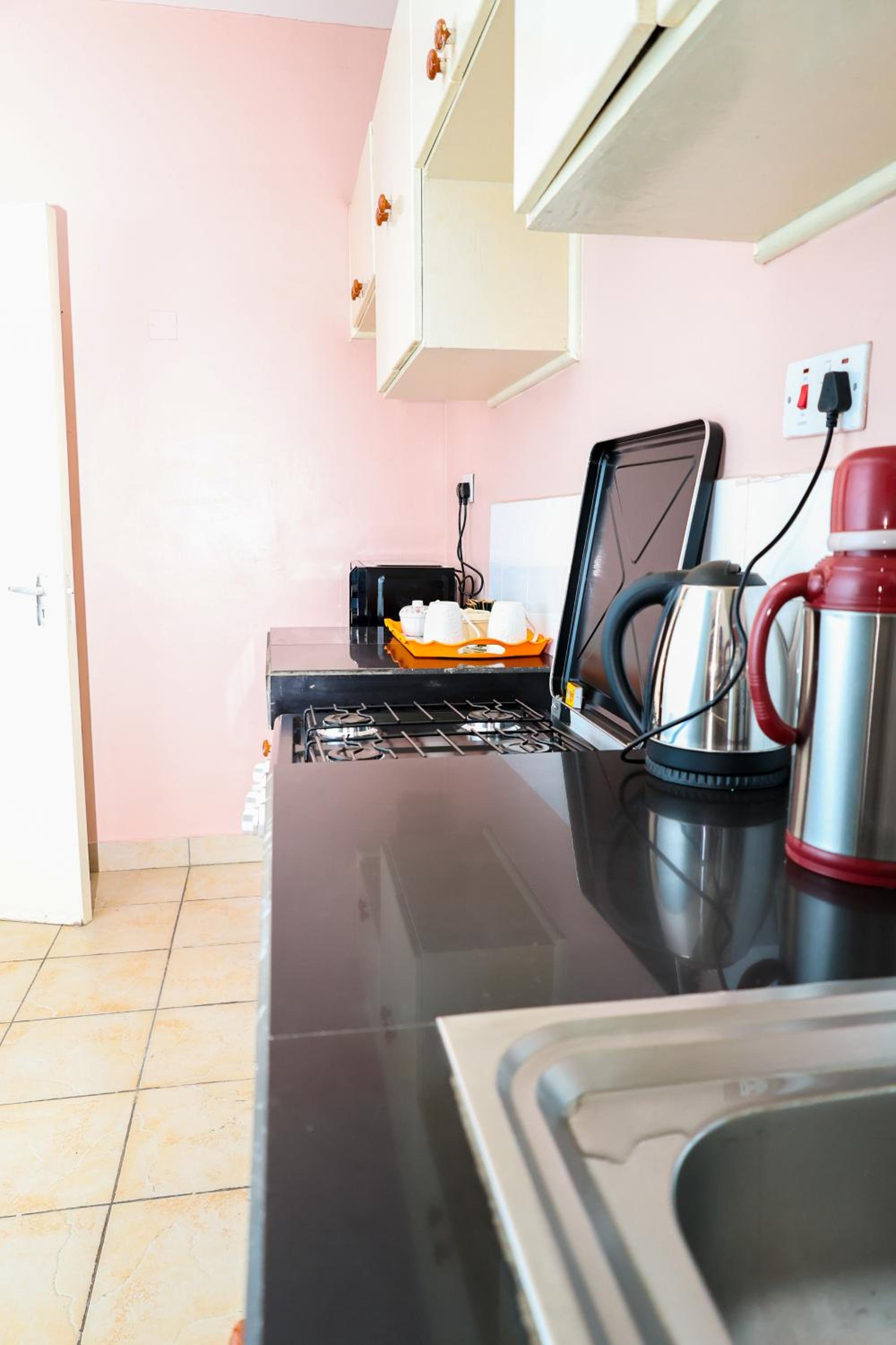 Stylish and Cozy Apartment in Prime Location, Kisumu