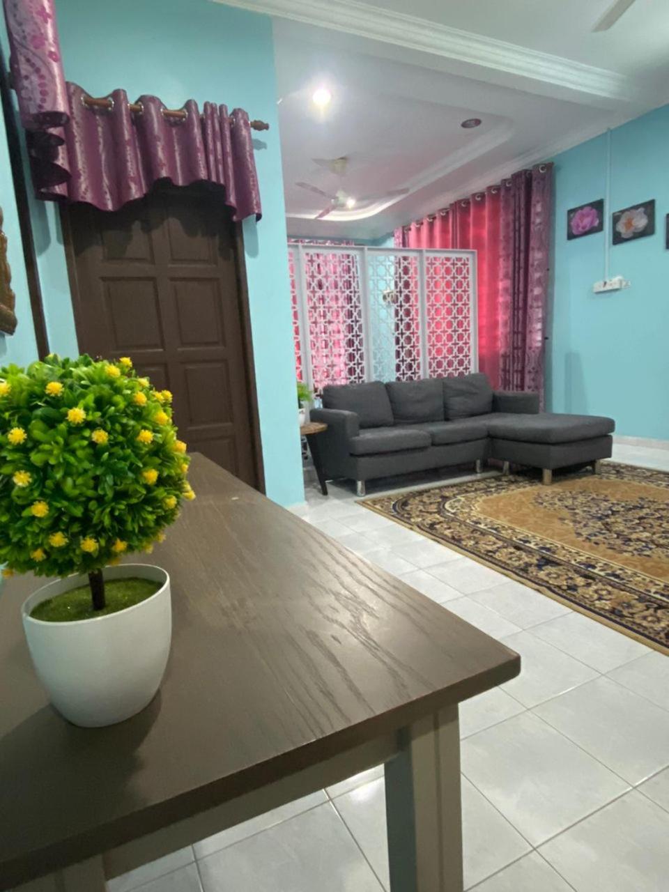 Seri Idaman Guest House (Pasir Mas) photo 2