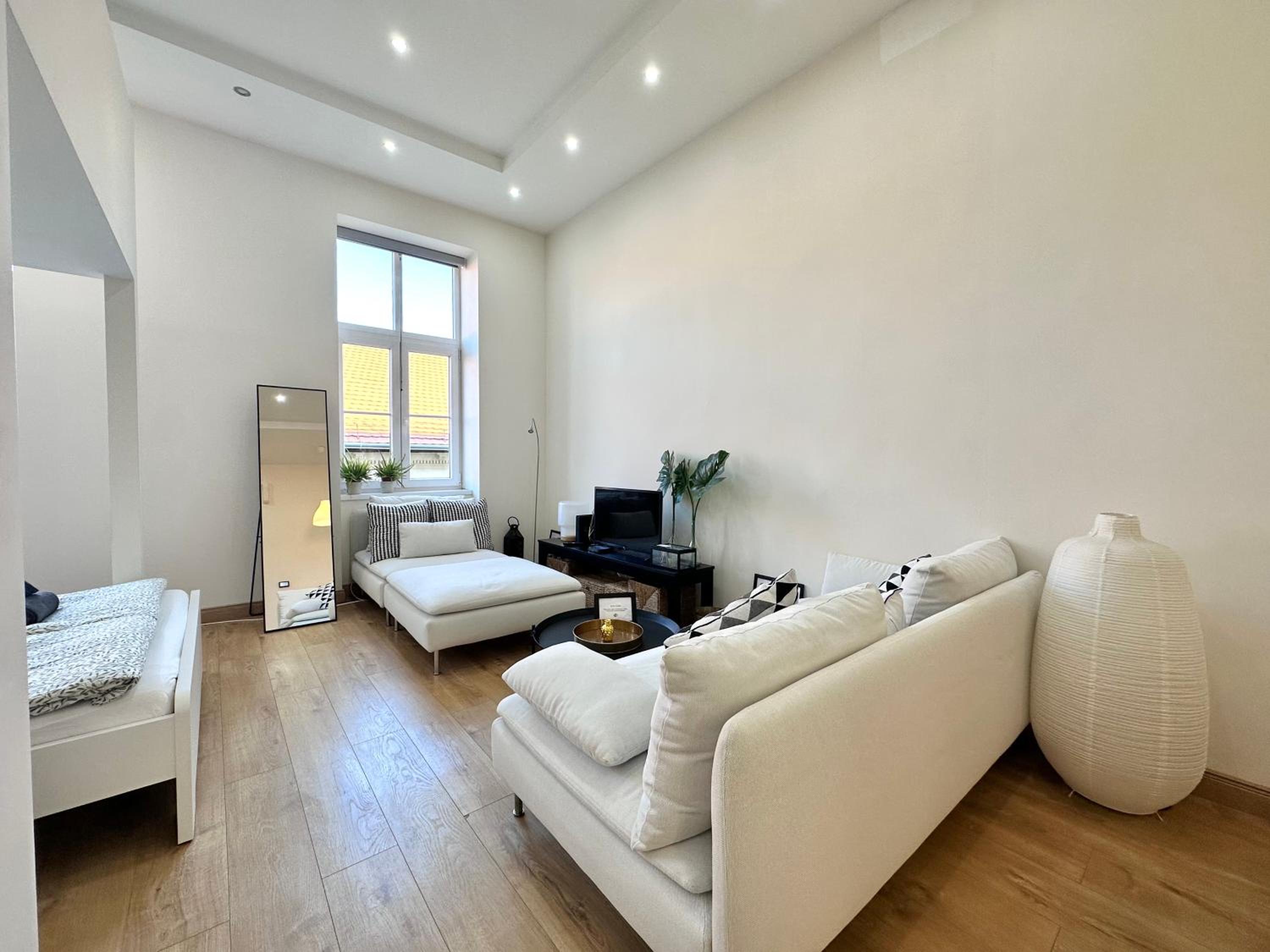 Center Cozy Gozsdu HOME with 4PPL view 3