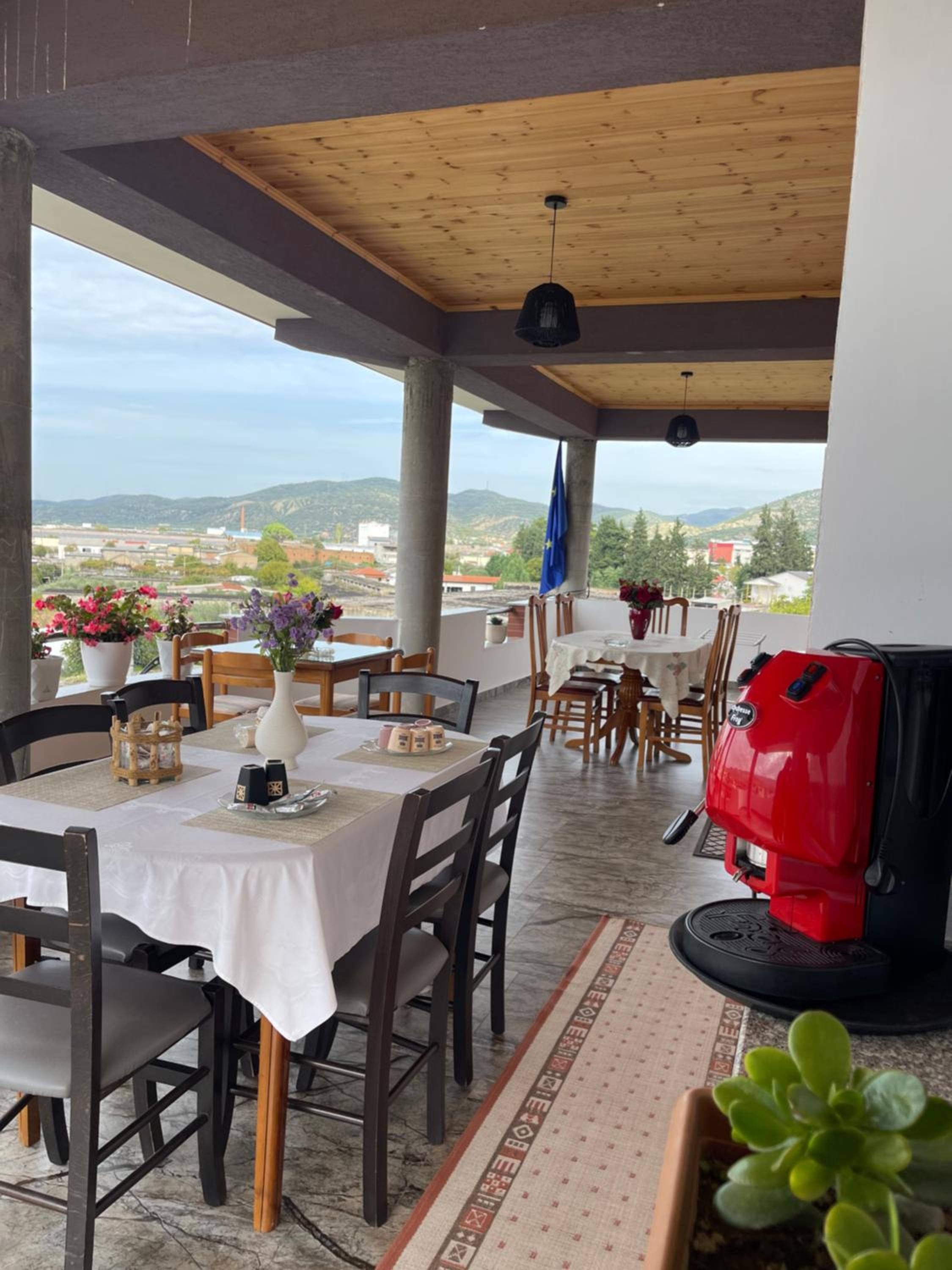Georgemishel Guest House