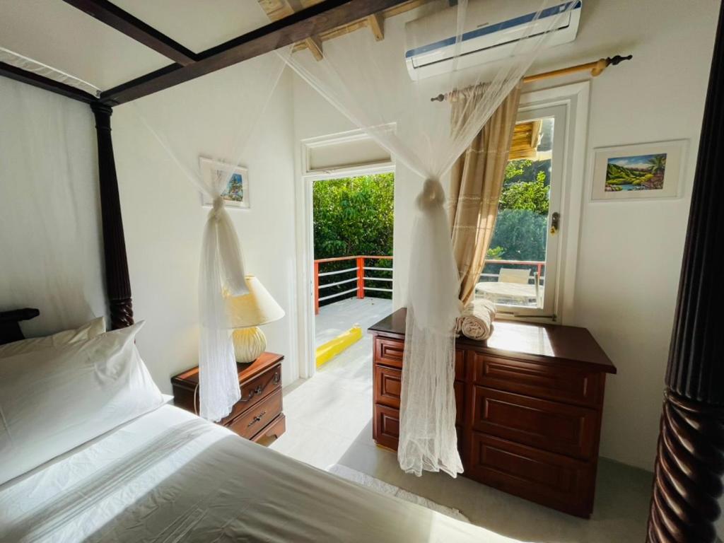 ELM Beach Suites - Property Image 45