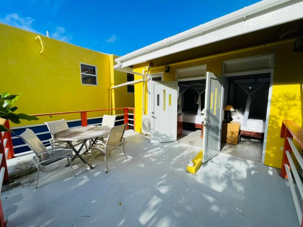 ELM Beach Suites - Property Image 76