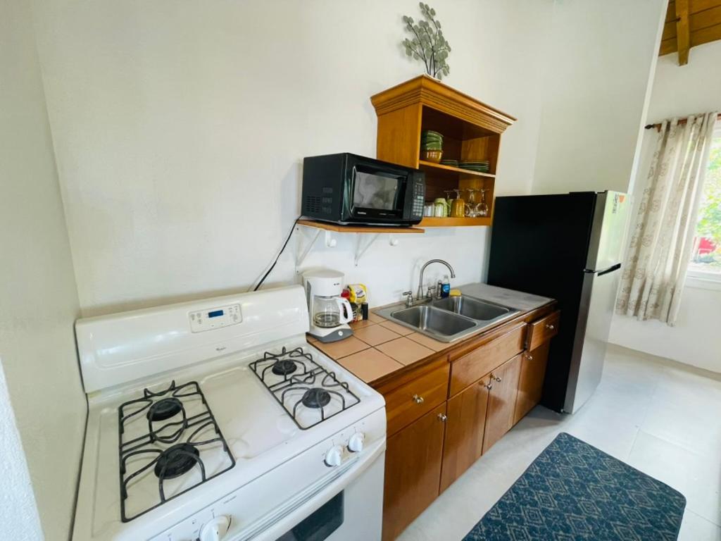 ELM Beach Suites - Property Image 79