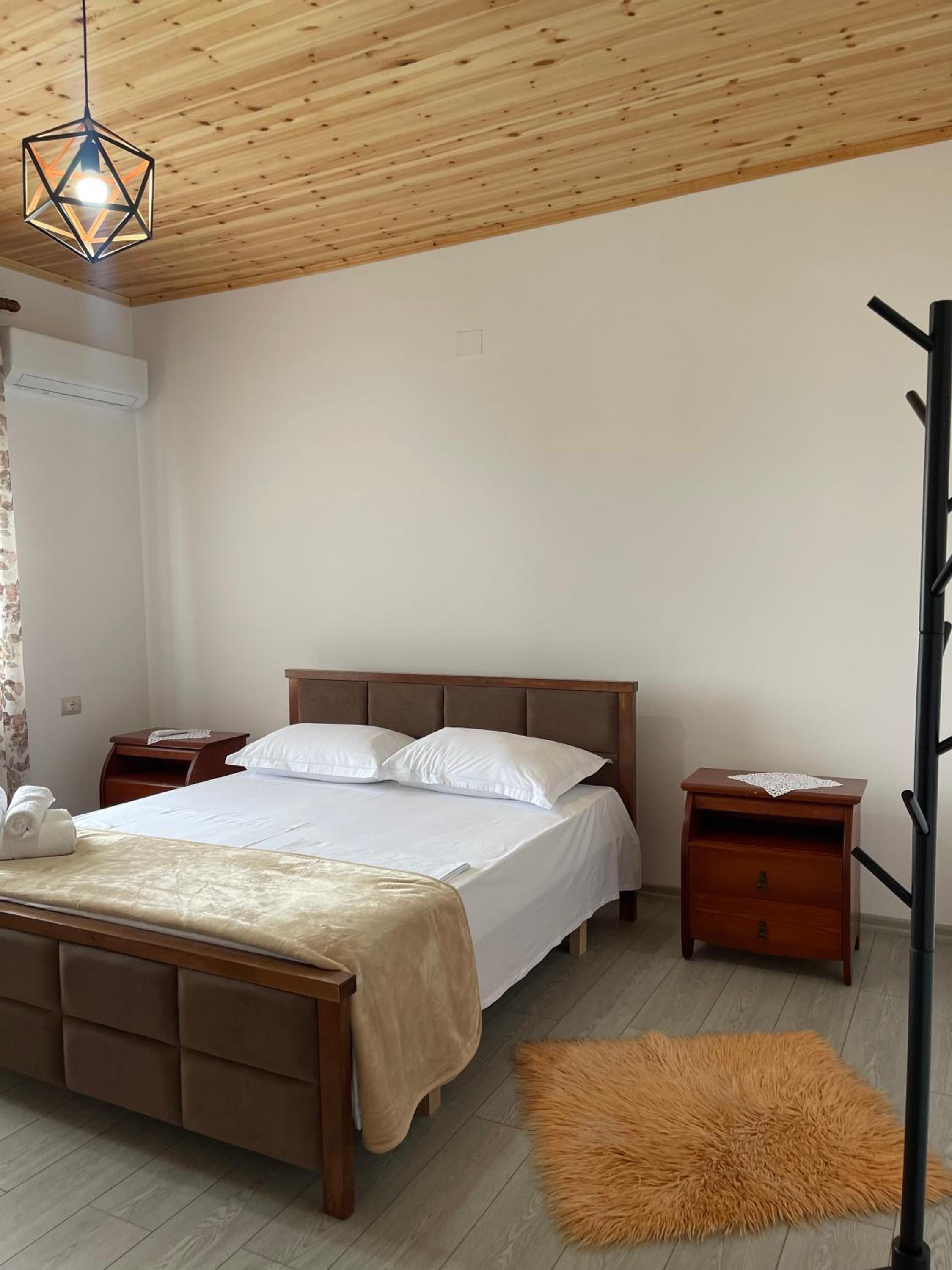 Georgemishel Guest House