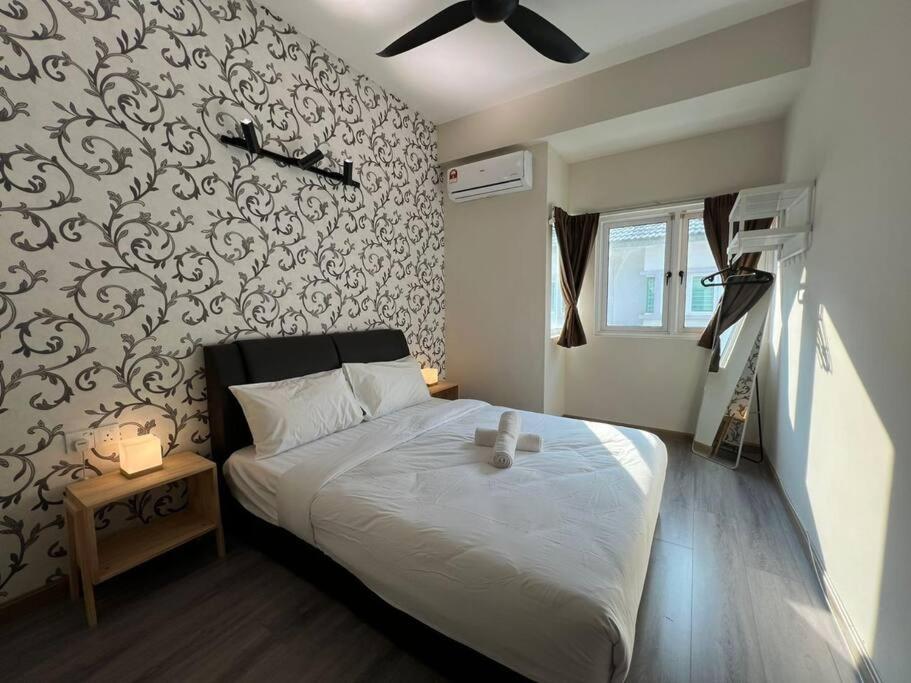 Karpal Singh Drive Seaside Georgetown 4BR-15pax by 3C photo 7