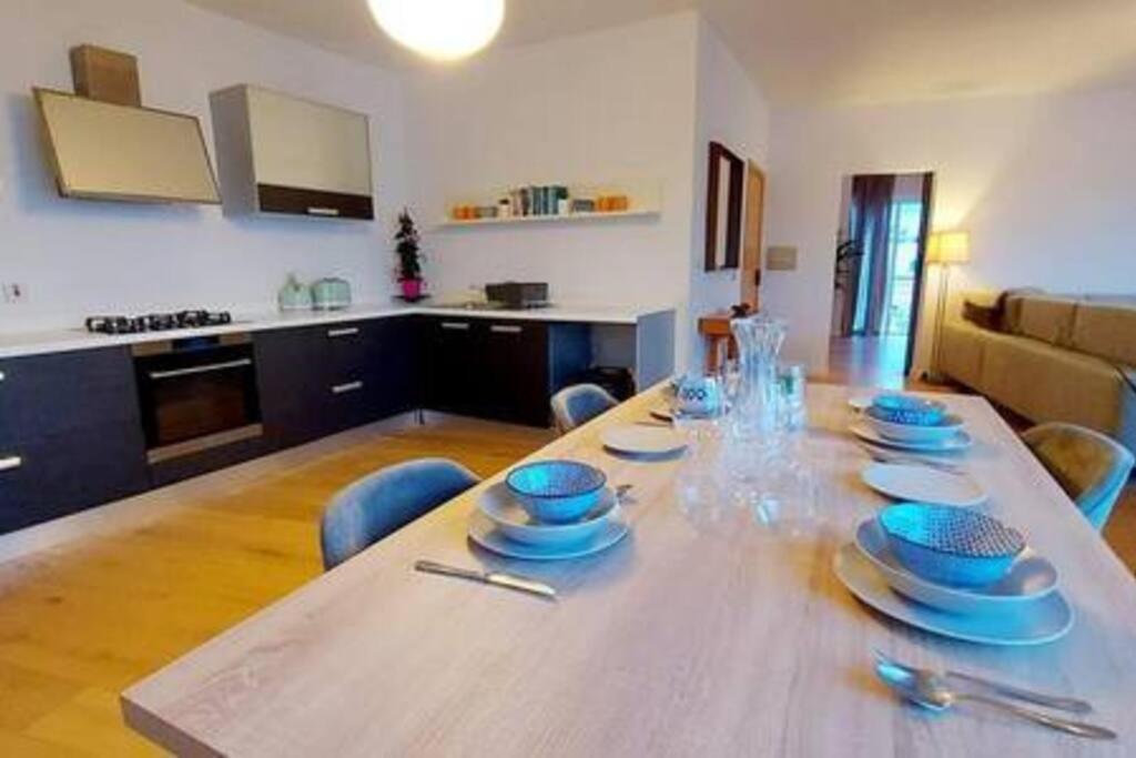 Stunning beachfront apartment in St Julians