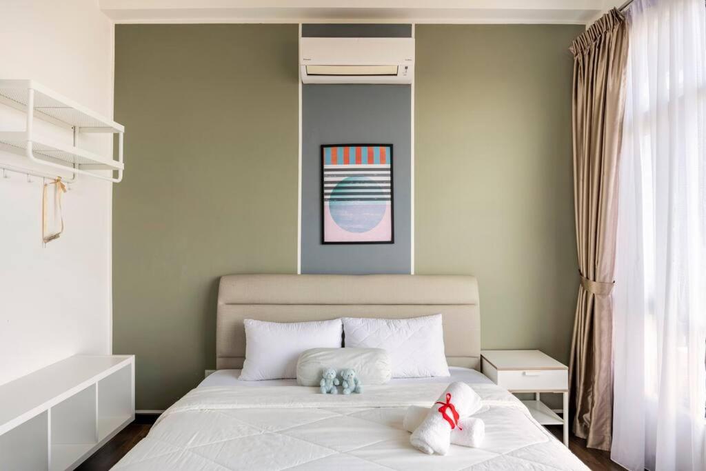 Molek Regency City View 6Pax Netflix